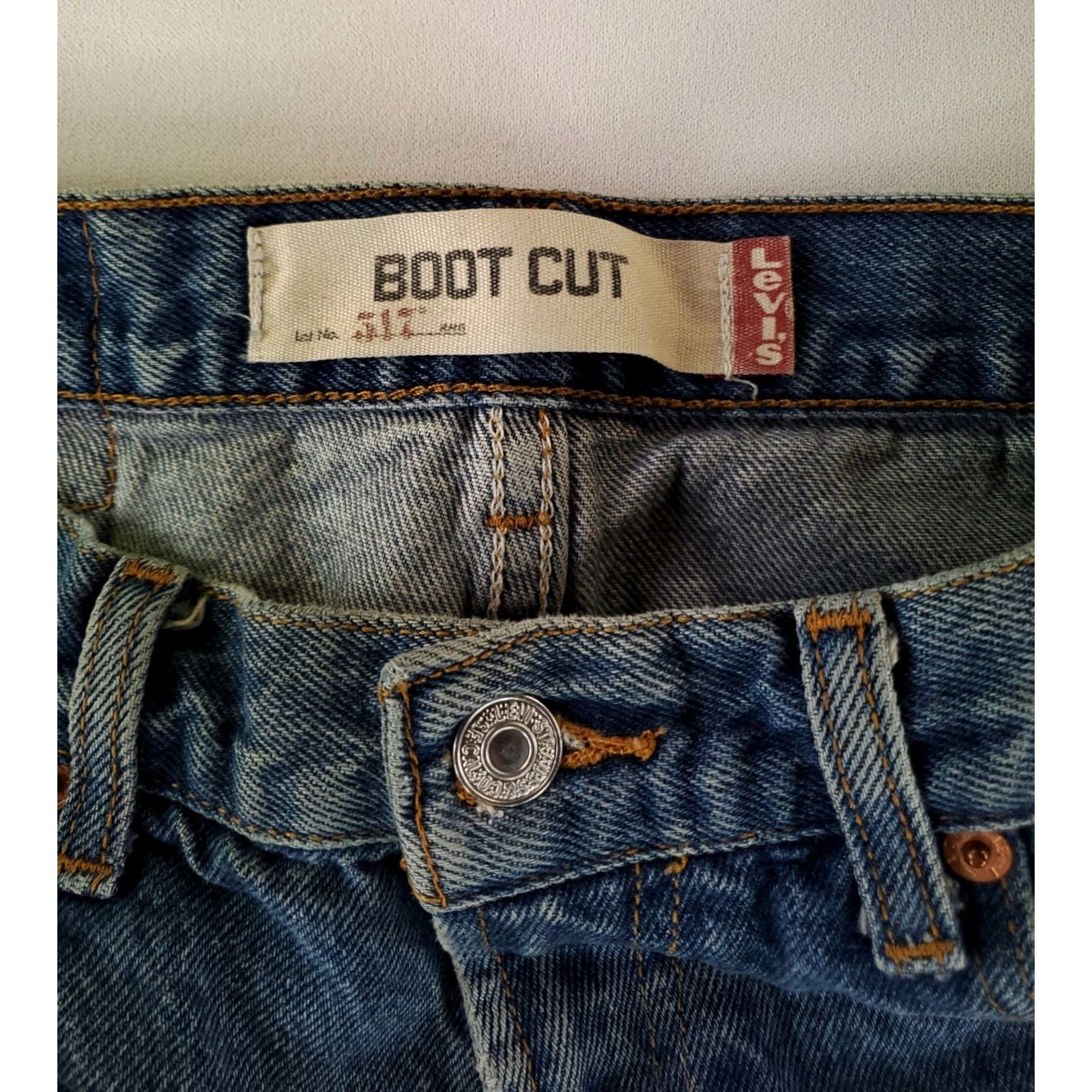 Levi's Levi's 517 Jeans Boot Cut Blue Mens 30 Inseam 35 Bootcut Jeans 30x35 Actual Men Blue 517 Jeans Boot Cut Mens 30x35 31x36 (30x35) Size US 30 / EU 46 - 4 Thumbnail