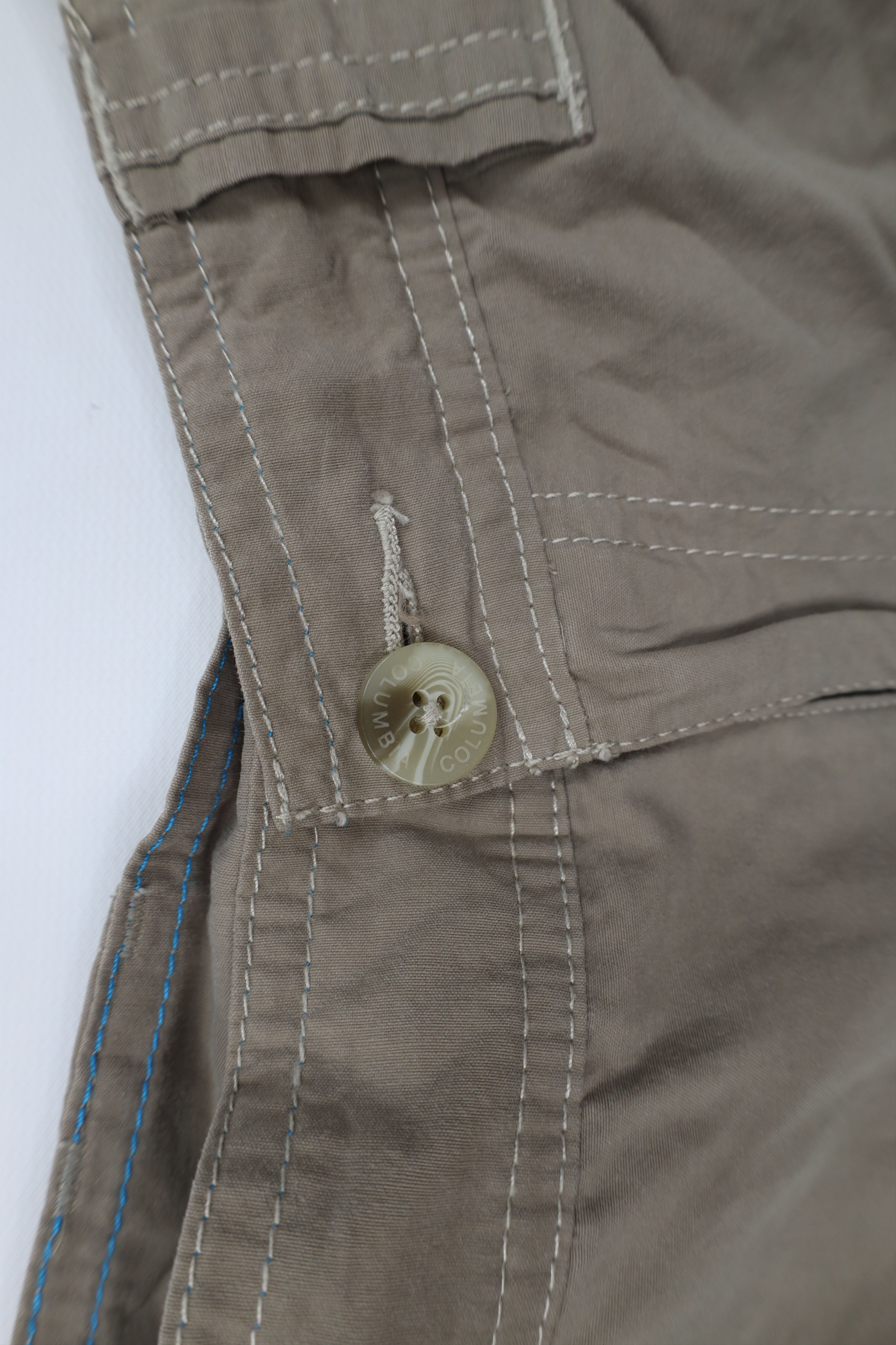 Columbia Vintage Y2K Columbia Trekking Hiking Cargo Shorts Beige Size US 32 / EU 48 - 9 Thumbnail