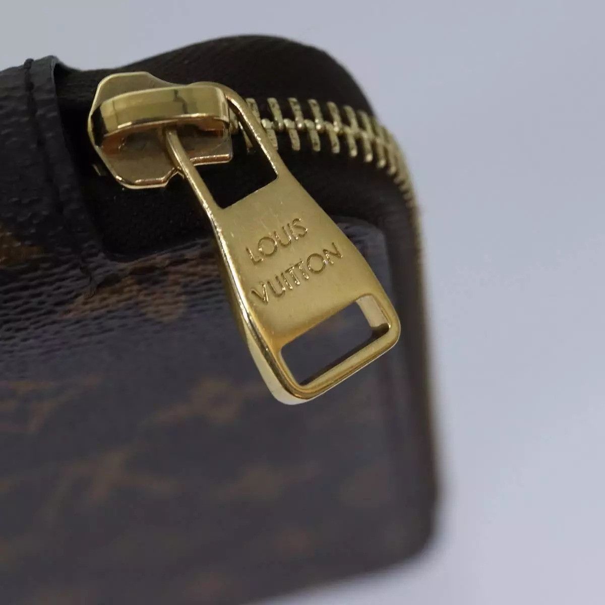 Louis Vuitton LOUIS VUITTON Monogram iPad Essentials iPad Case Size ONE SIZE - 13 Thumbnail