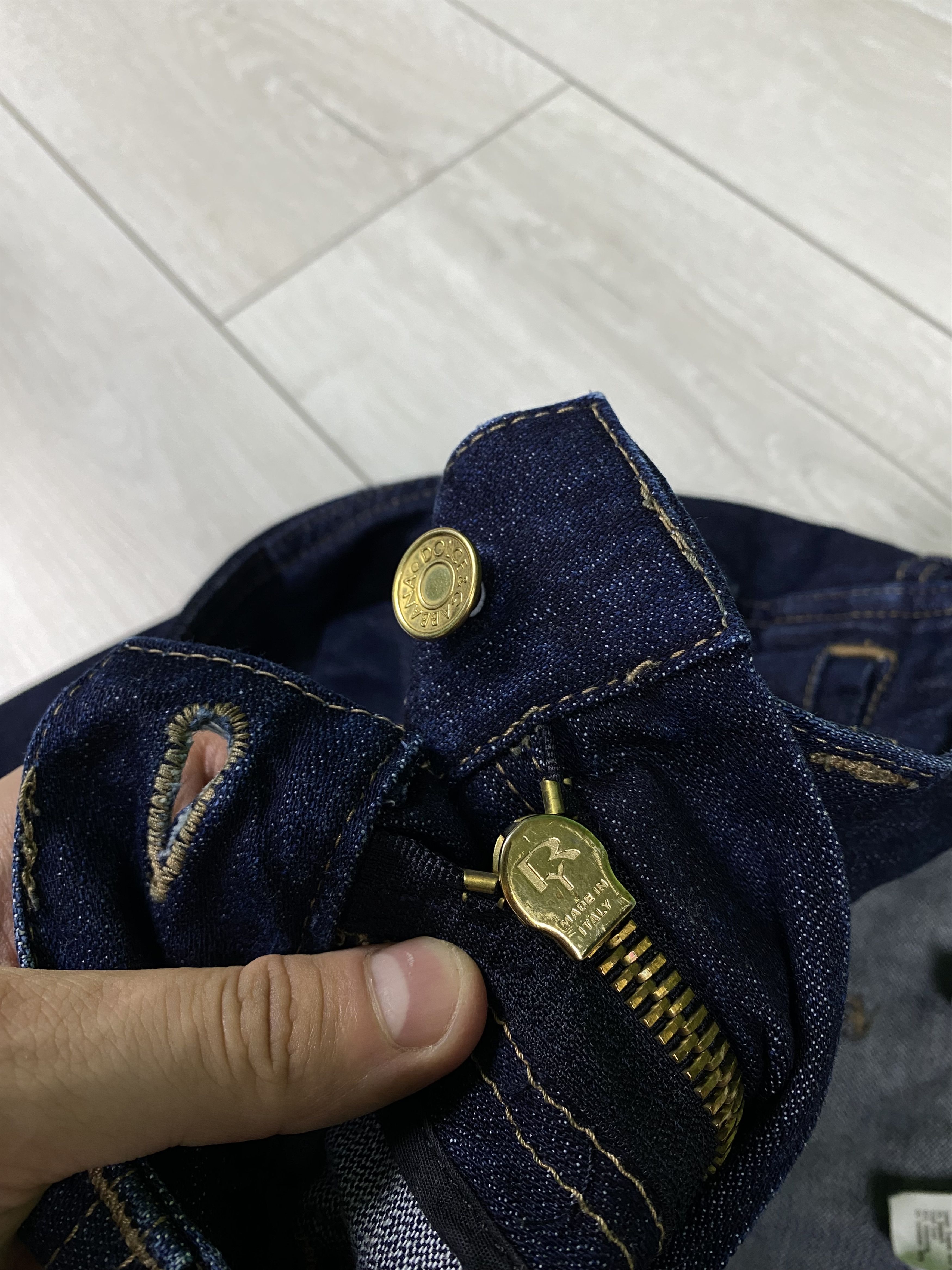 Dolce & Gabbana Rare Dolce & Gabbana 14 gold stright jeans size 48 Size US 32 / EU 48 - 15 Thumbnail