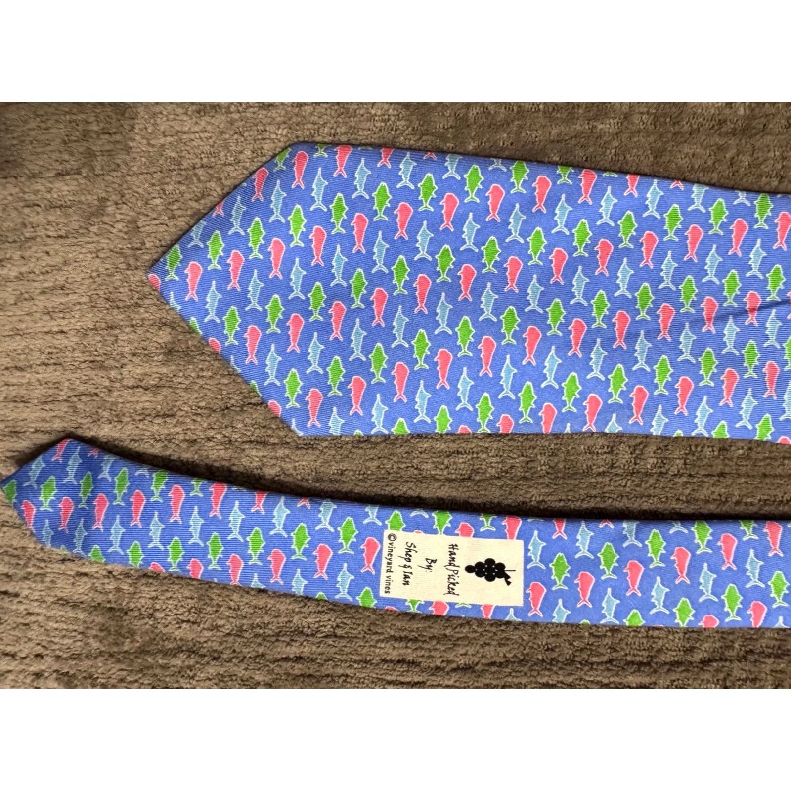 Vintage Vineyard Vines Shirt Sharks Sea Fish Mens Silk Necktie Tie Size ONE SIZE - 3 Thumbnail