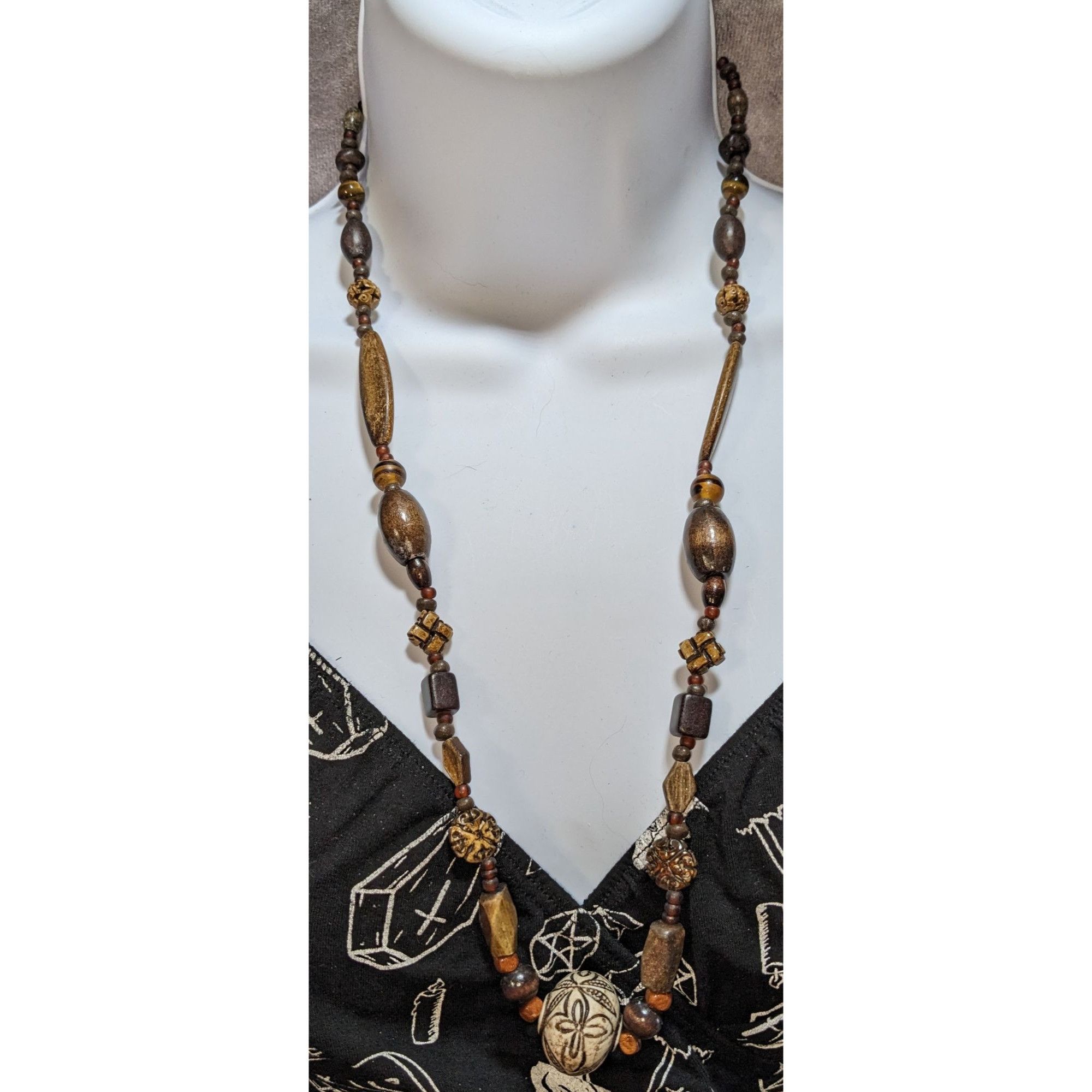 Handmade Vintage Handmade Rustic Beaded Necklace With Carved Floral P Size ONE SIZE - 1 Thumbnail