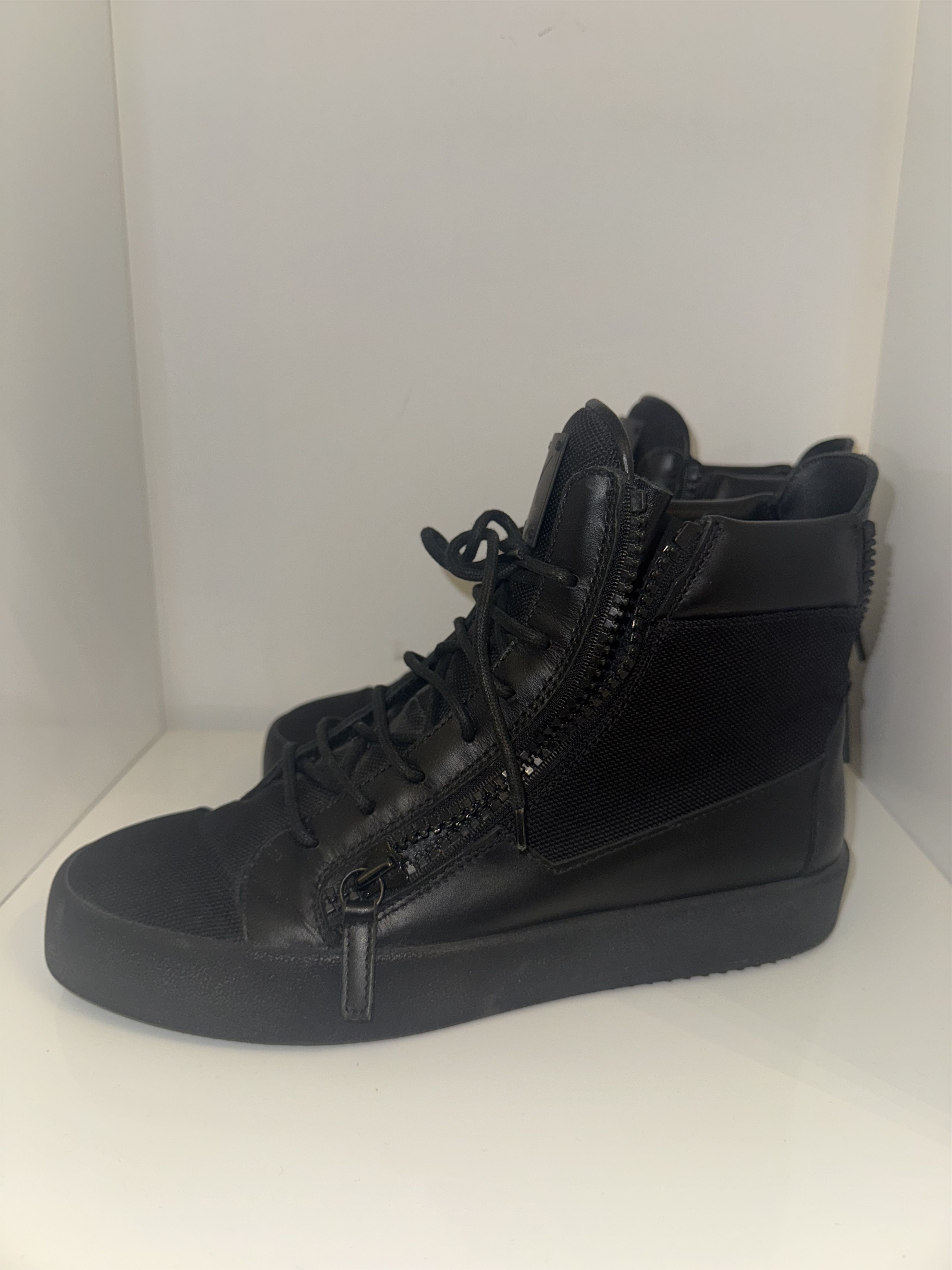 Giuseppe Zanotti Clothing & Sneakers for Men | Grailed
