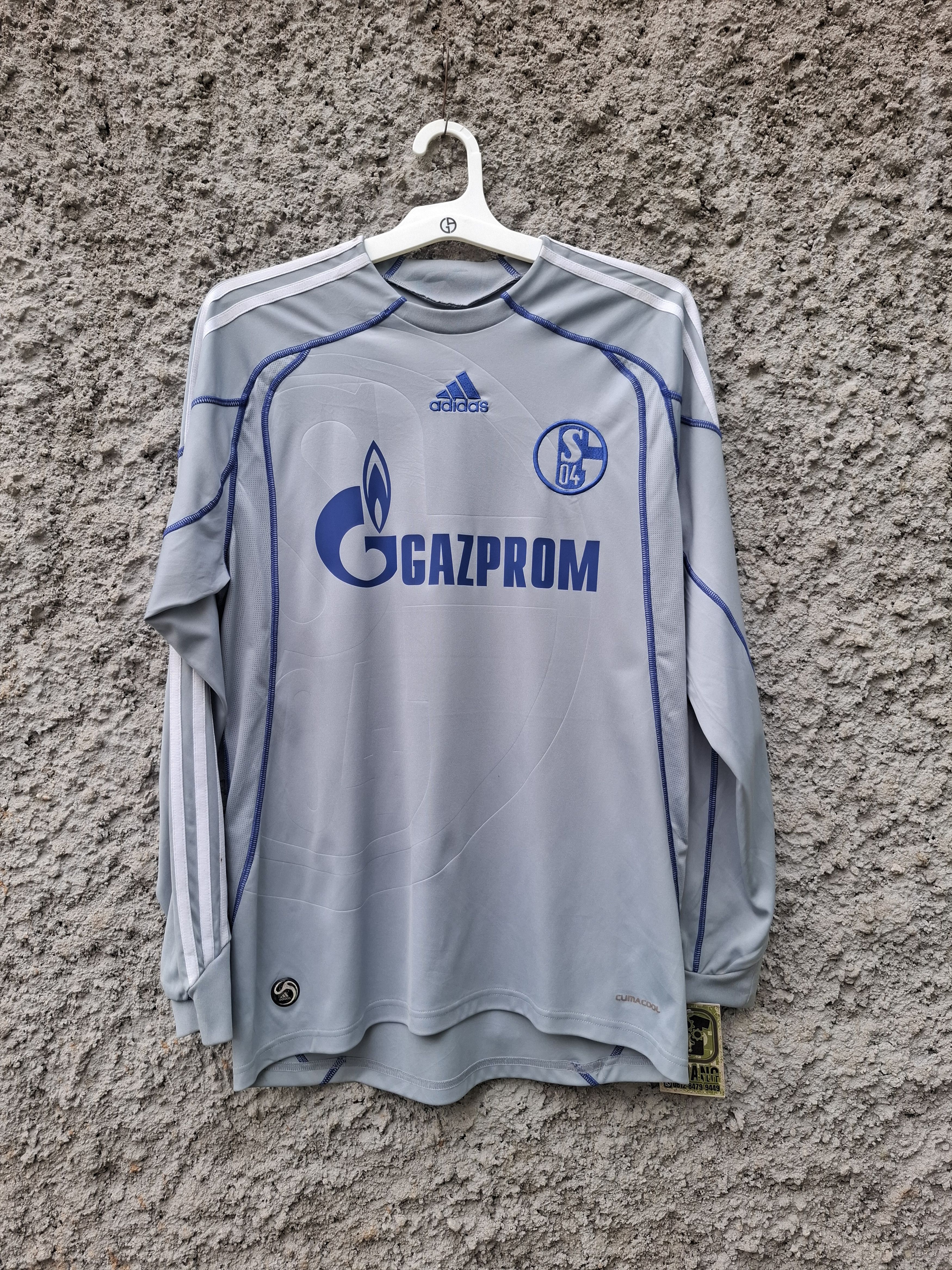 Adidas × Vintage Schalke 2009-10 Goalkeeper kit Size US S / EU 44-46 / 1 - 2 Thumbnail