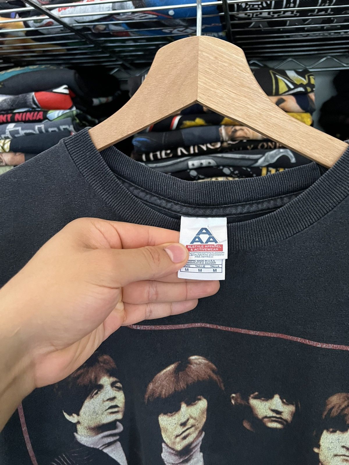 Band Tees 2003 The Beatles Tee Size US M / EU 48-50 / 2 - 4 Thumbnail