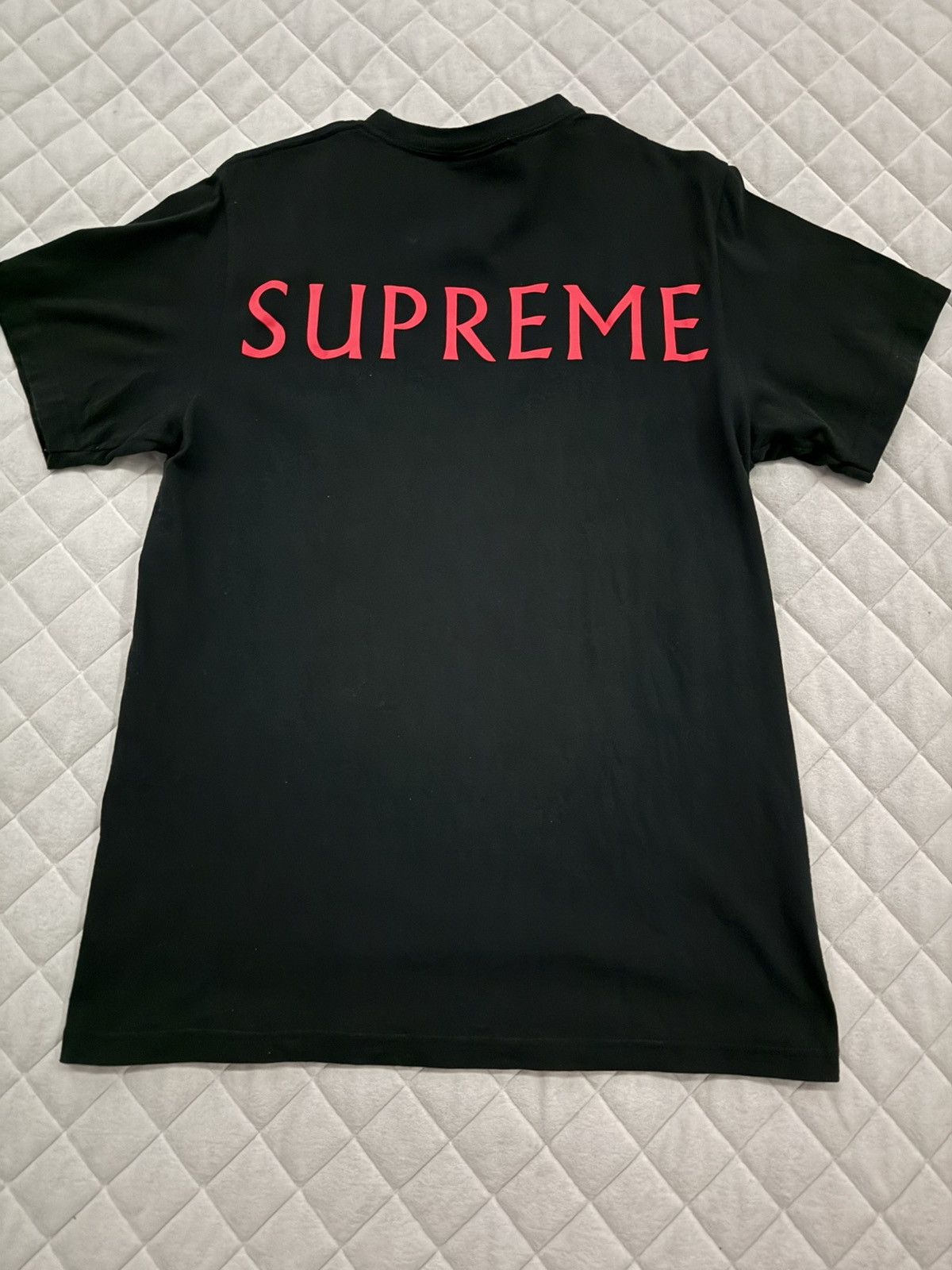 Damien Hirst × Supreme Supreme X Damien Hirst SS25 ‘Black Sheep’ Black T-Shirt Size US S / EU 44-46 / 1 - 2 Thumbnail