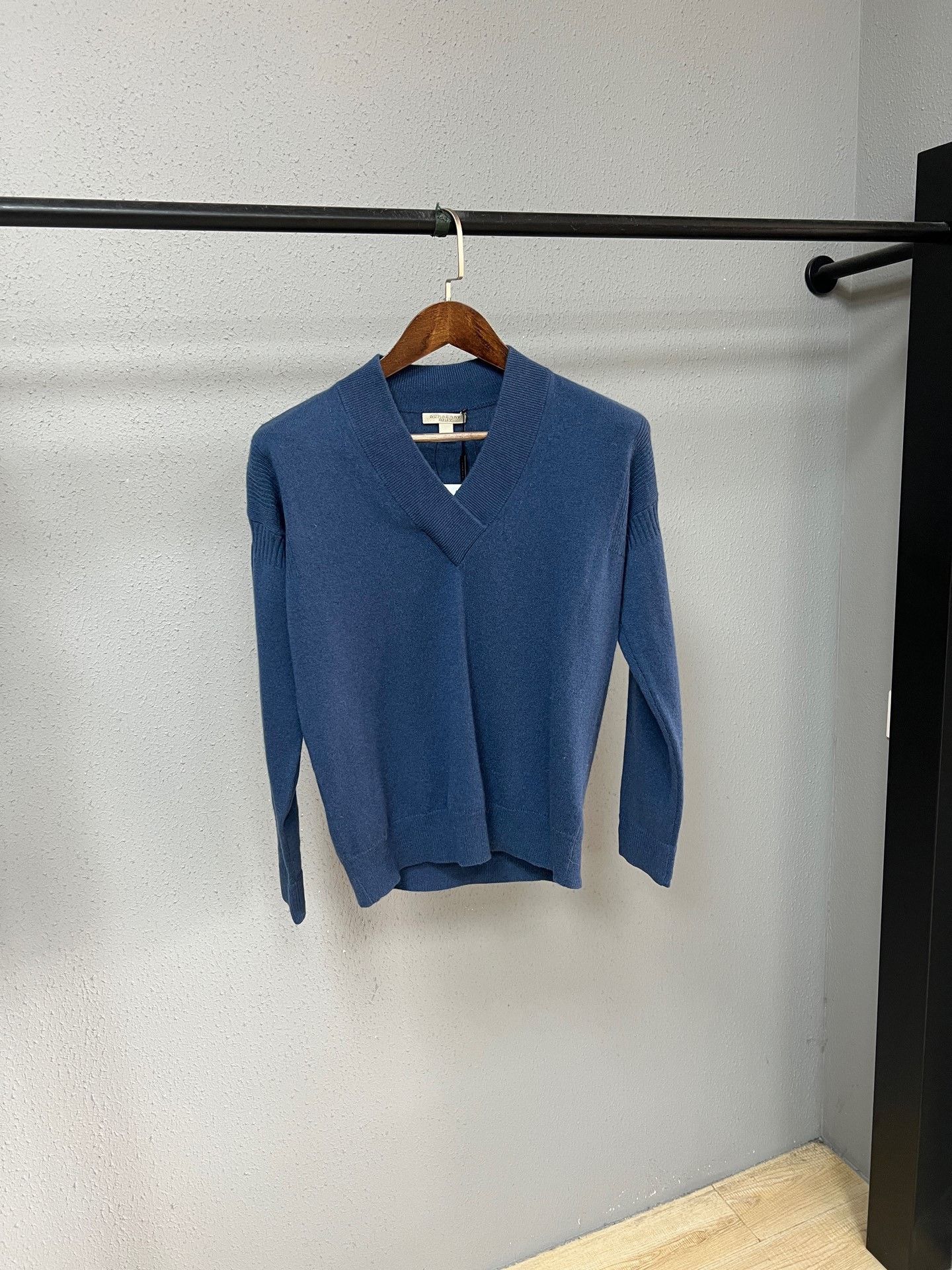 Burberry Burberry Cashmere Knit Sweater Size US M / EU 48-50 / 2 - 1 Thumbnail