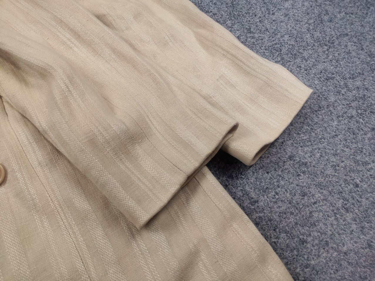 Emporio Armani Vintage Emporio Armani Linen Beige and V-neck Blazed Jacket Size M / US 6-8 / IT 42-44 - 11 Thumbnail