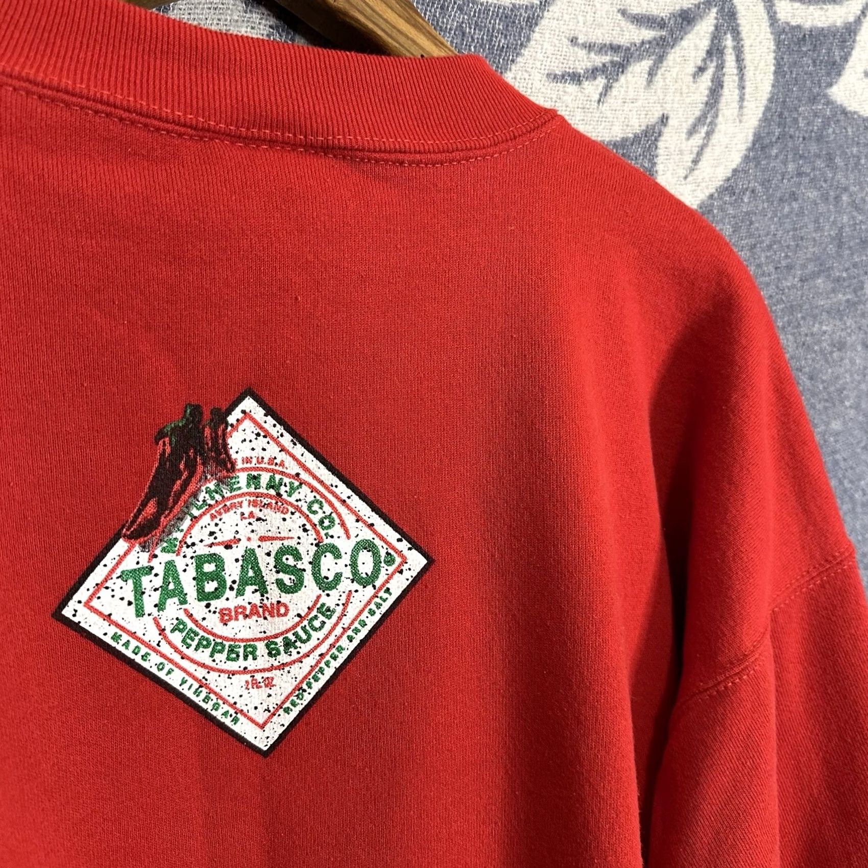 Logo 7 VINTAGE Tabasco Sweatshirt Red L Crewneck Logo 90s USA Men Size US L / EU 52-54 / 3 - 6 Thumbnail