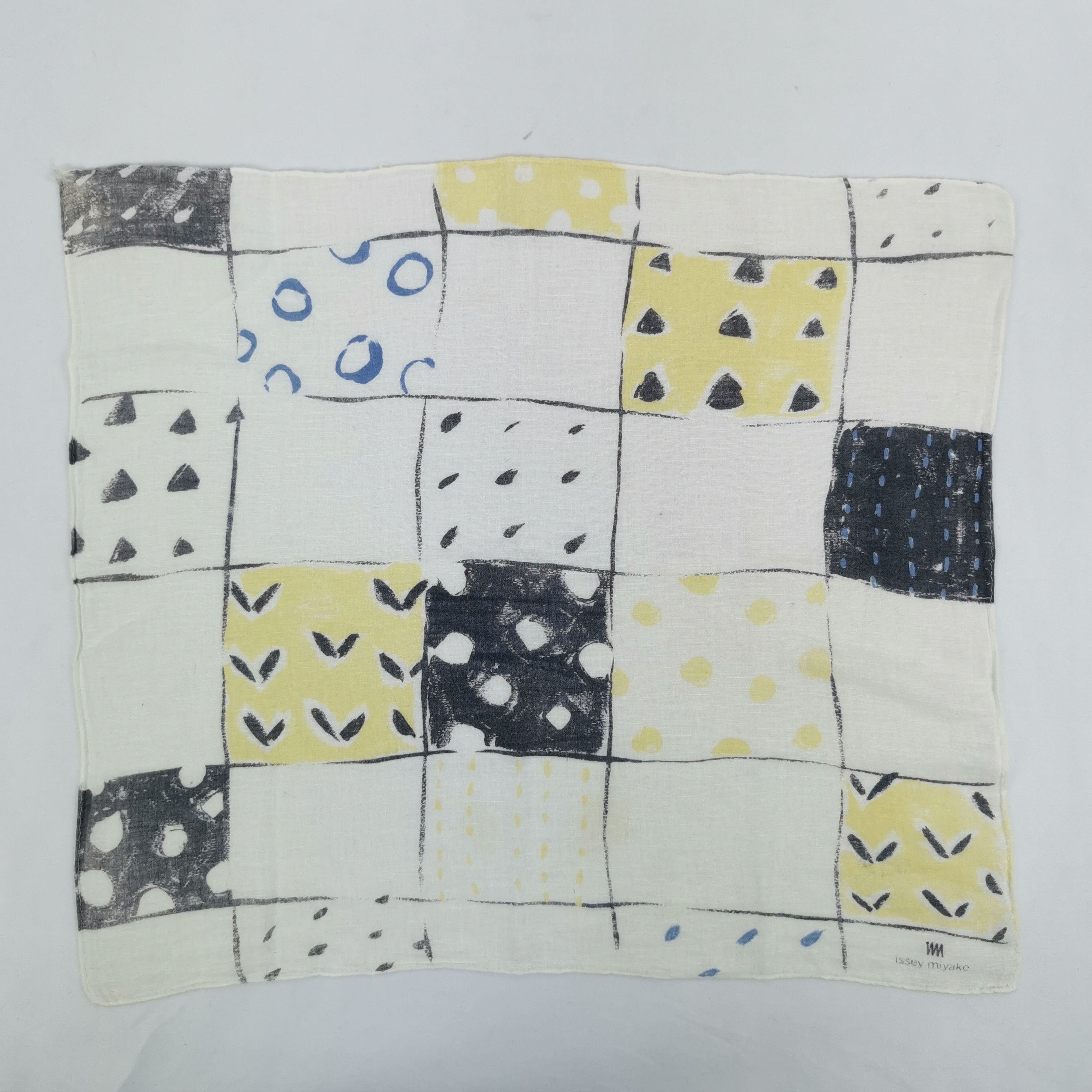 Issey Miyake Vintage Issey Miyake Handkerchief Neckerchief 56789 Size ONE SIZE - 2 Thumbnail