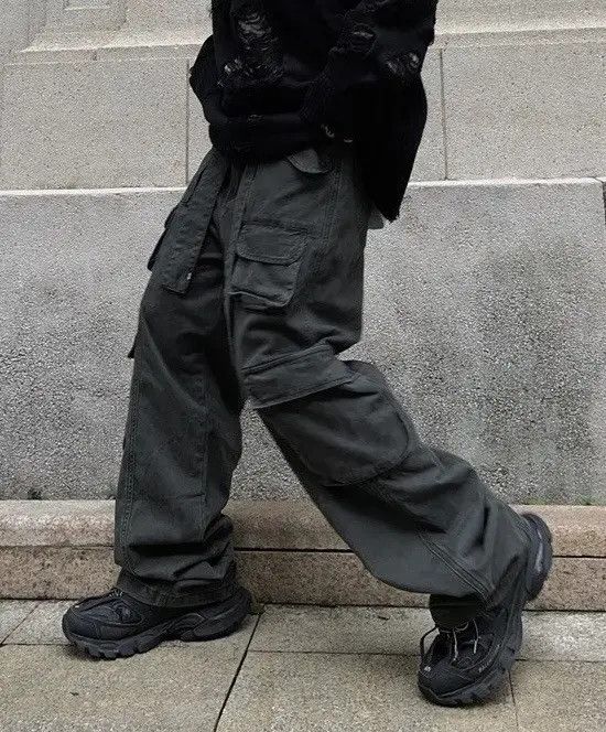 VIBE Multi pocket utility grunge cargo pants Size US 32 / EU 48 - 4 Thumbnail