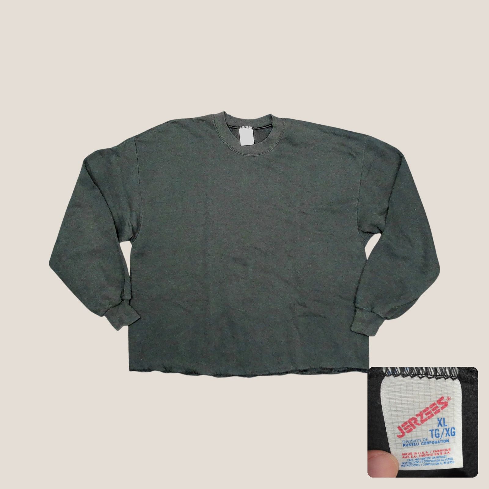 Jerzees Jerzees VTG 90s Sun-Faded Black Boxy Cut Blank Sweatshirt Size XL / US 12-14 / IT 48-50 - 1 Thumbnail