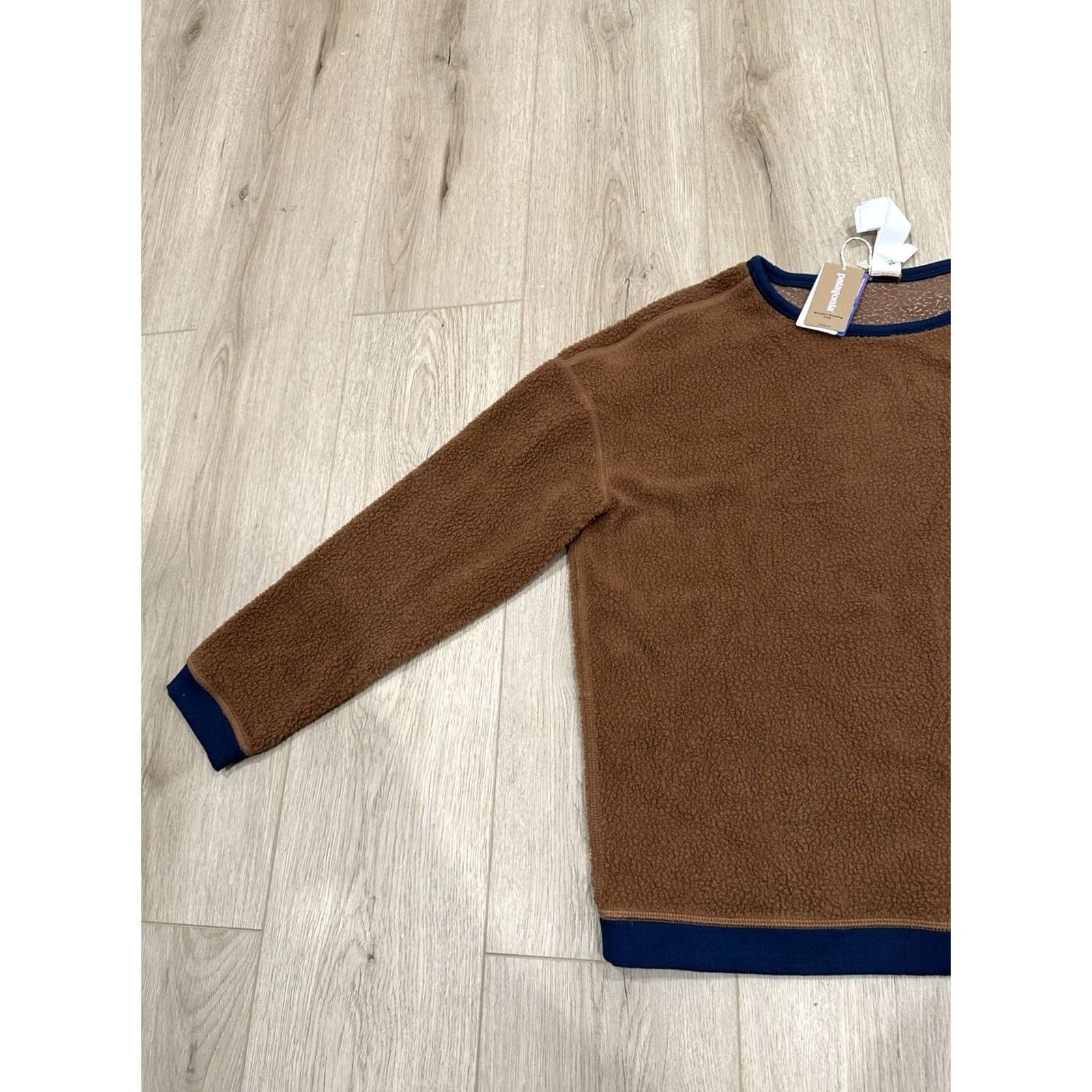 Patagonia Patagonia Sweatshirt Crew Neck Fleece Reversible Relaxed Fit Womens M Brown Size M / US 6-8 / IT 42-44 - 4 Thumbnail