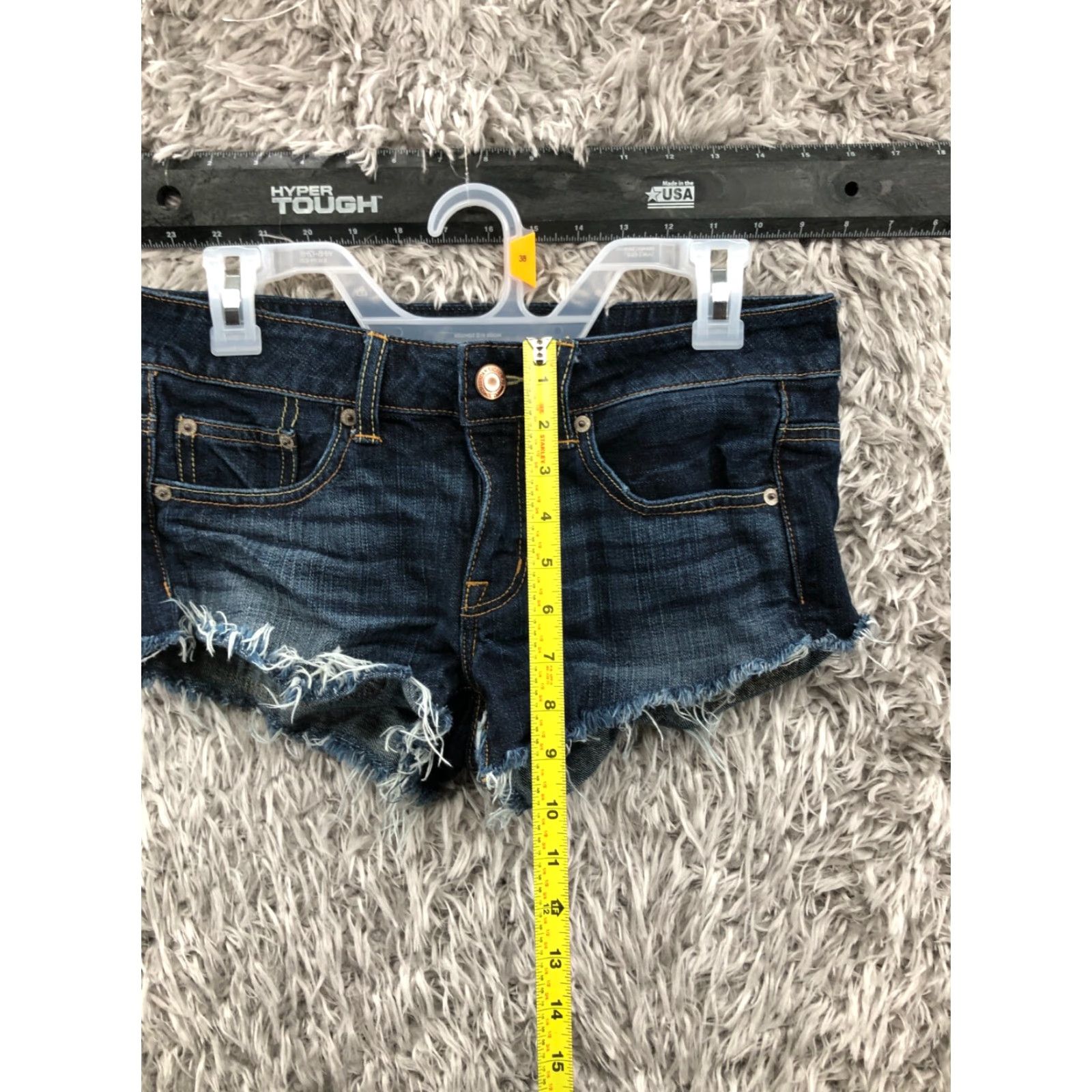 American Eagle Outfitters American Eagle Cut-off Shorts Womens Size 2 Mid Rise Dark Wash Blue Denim Jean Size 26" / US 2 / IT 38 - 3 Thumbnail