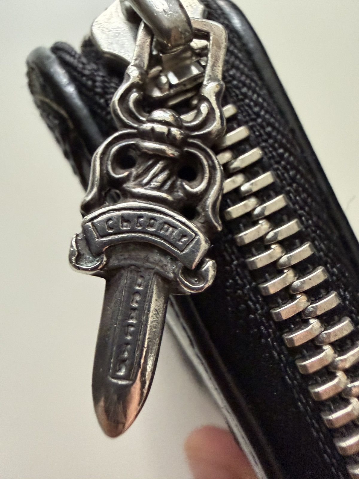 Chrome Hearts Chrome Hearts Cemetery Black Leather Cross Patch Zip Wallet Size ONE SIZE - 8 Thumbnail