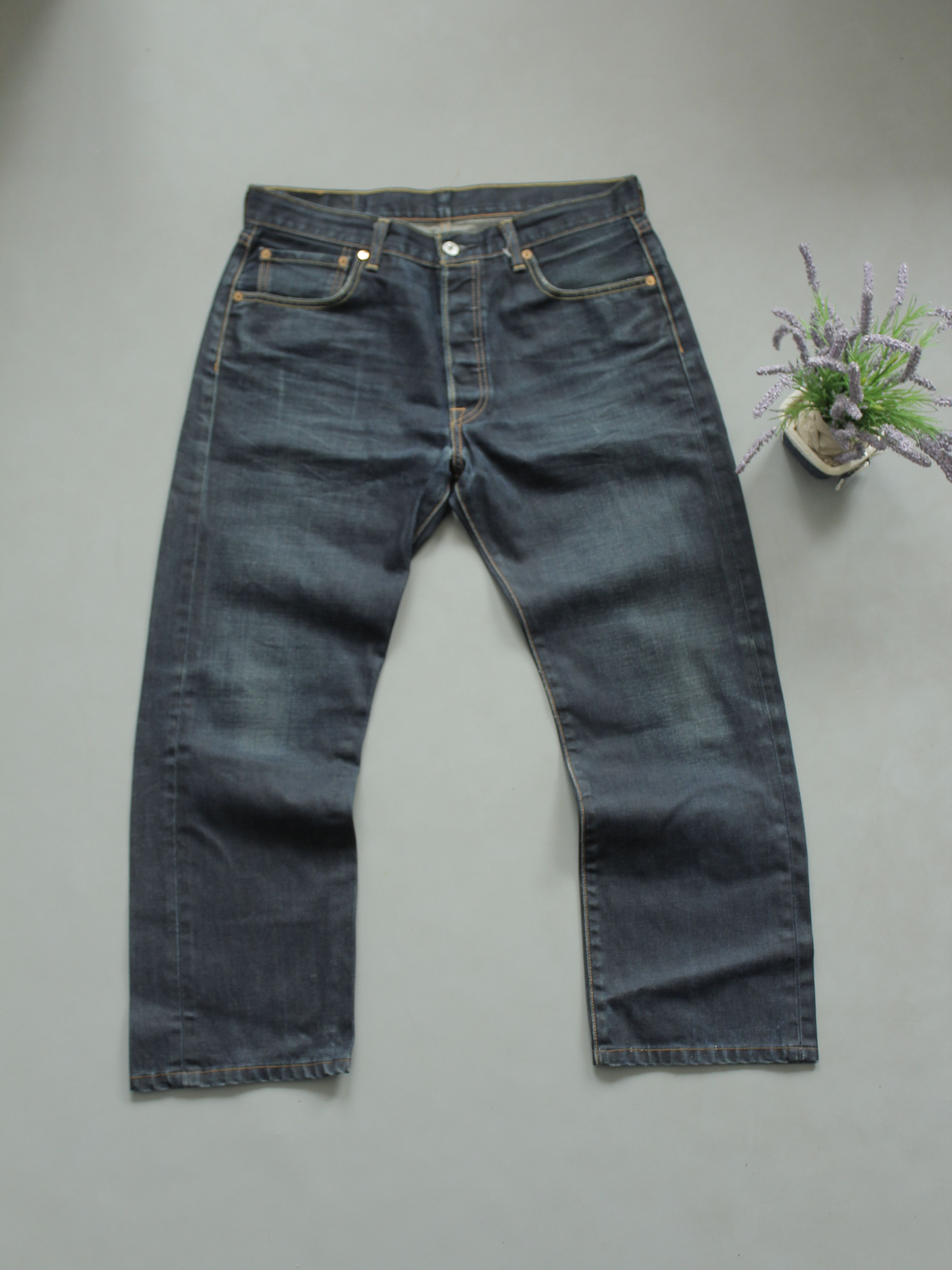 Levi's Levis 501 denim jeans mens 34 / 30 Levi's straight fit Size US 34 / EU 50 - 2 Thumbnail