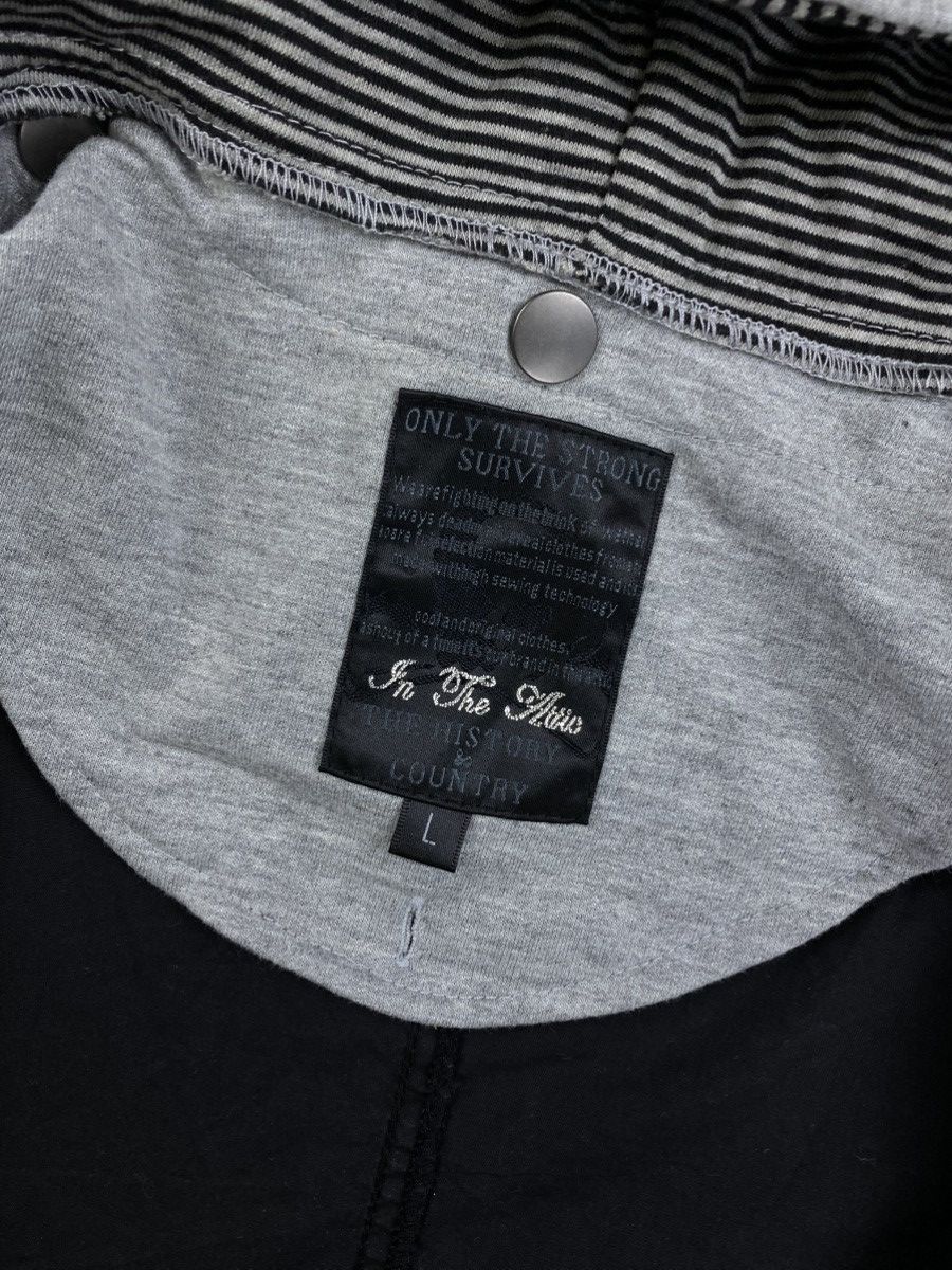 In The Attic Vtg In The Attic Shortsleeve Hooded Zipper Size US M / EU 48-50 / 2 - 12 Thumbnail