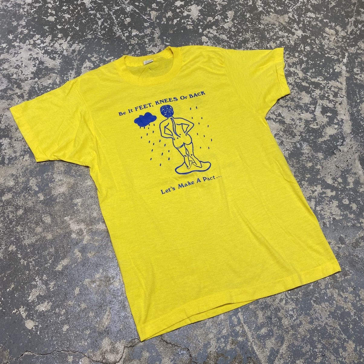 Japanese Brand × Vintage Vintage Orthopedic Surgery Feet Knees Back Funny Tshirt 80s Size US L / EU 52-54 / 3 - 8 Thumbnail