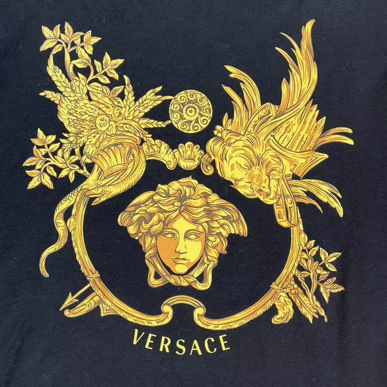 Versace Versace Medusa long-sleeved T-shirt in black and gold Size XXL / US 16-18 / IT 52-54 - 3 Thumbnail