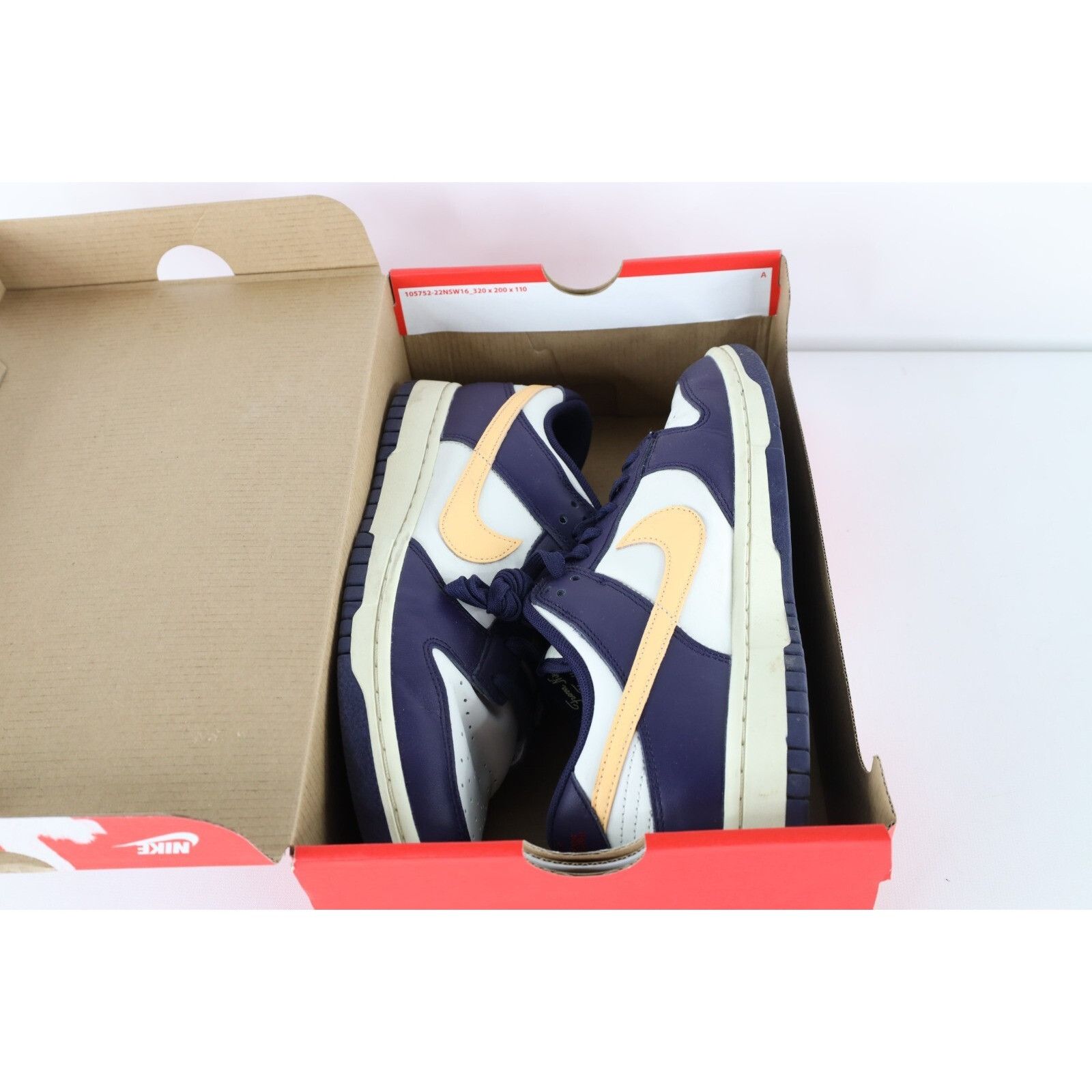 Nike Nike Dunk Low Retro From Nike To You Skateboard Shoes Size US 9 / EU 42 - 13 Thumbnail