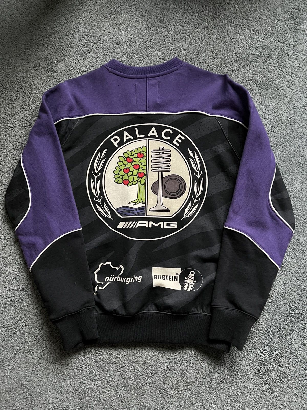 Mercedes-Benz × Palace Palace x Mercedes AMG Technical Crew Black Size US M / EU 48-50 / 2 - 2 Thumbnail