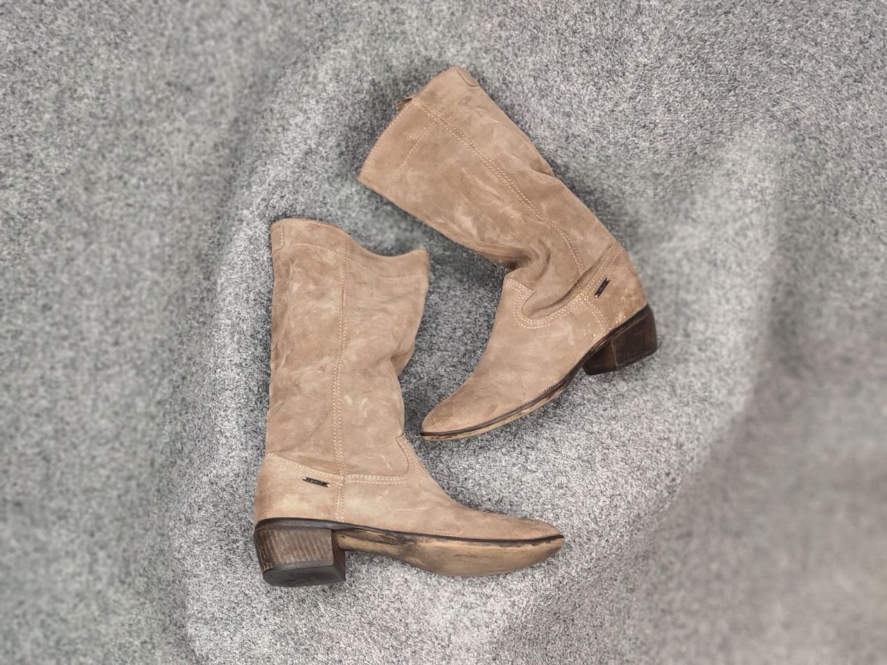 Diesel Vintage Diesel Beige Logo Suede Leather Cowboy Biker Boots Size US 10 / IT 40 - 18 Thumbnail