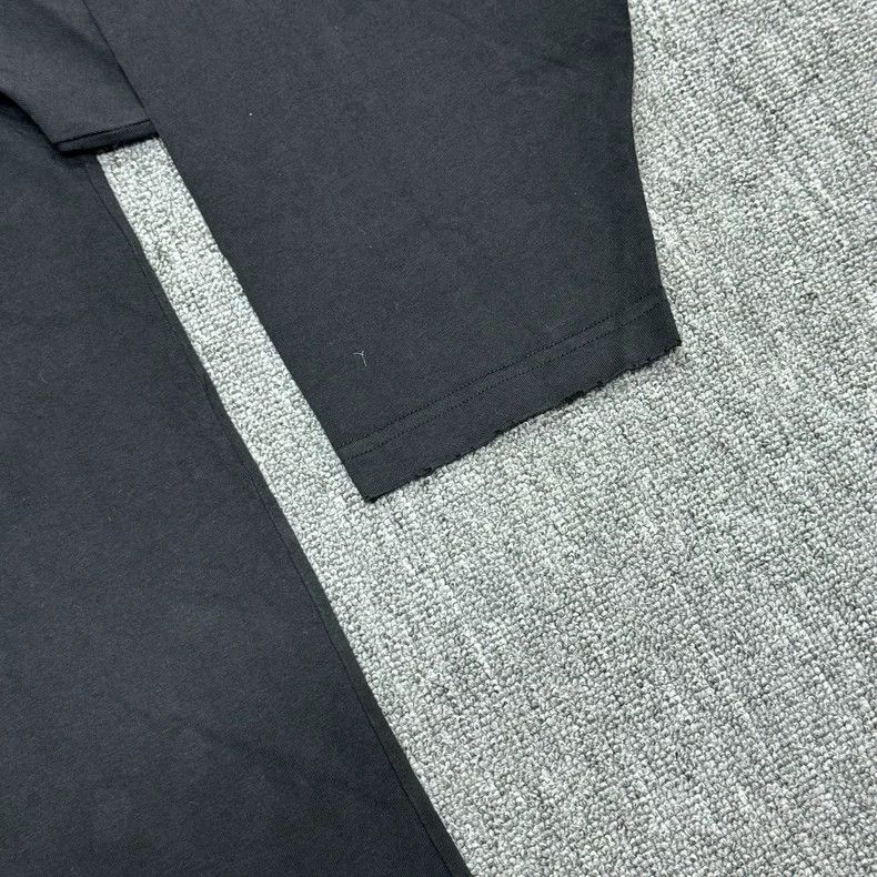Balenciaga Balenciaga Castle print black long-sleeved T-shirt with ol Size US M / EU 48-50 / 2 - 7 Thumbnail