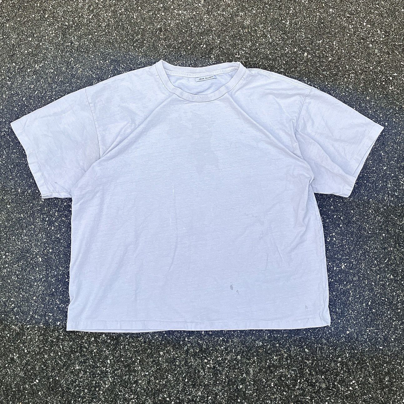 Japanese Brand × John Elliott John Elliot White Baggy T Shirt Size US XL / EU 56 / 4 - 1 Thumbnail