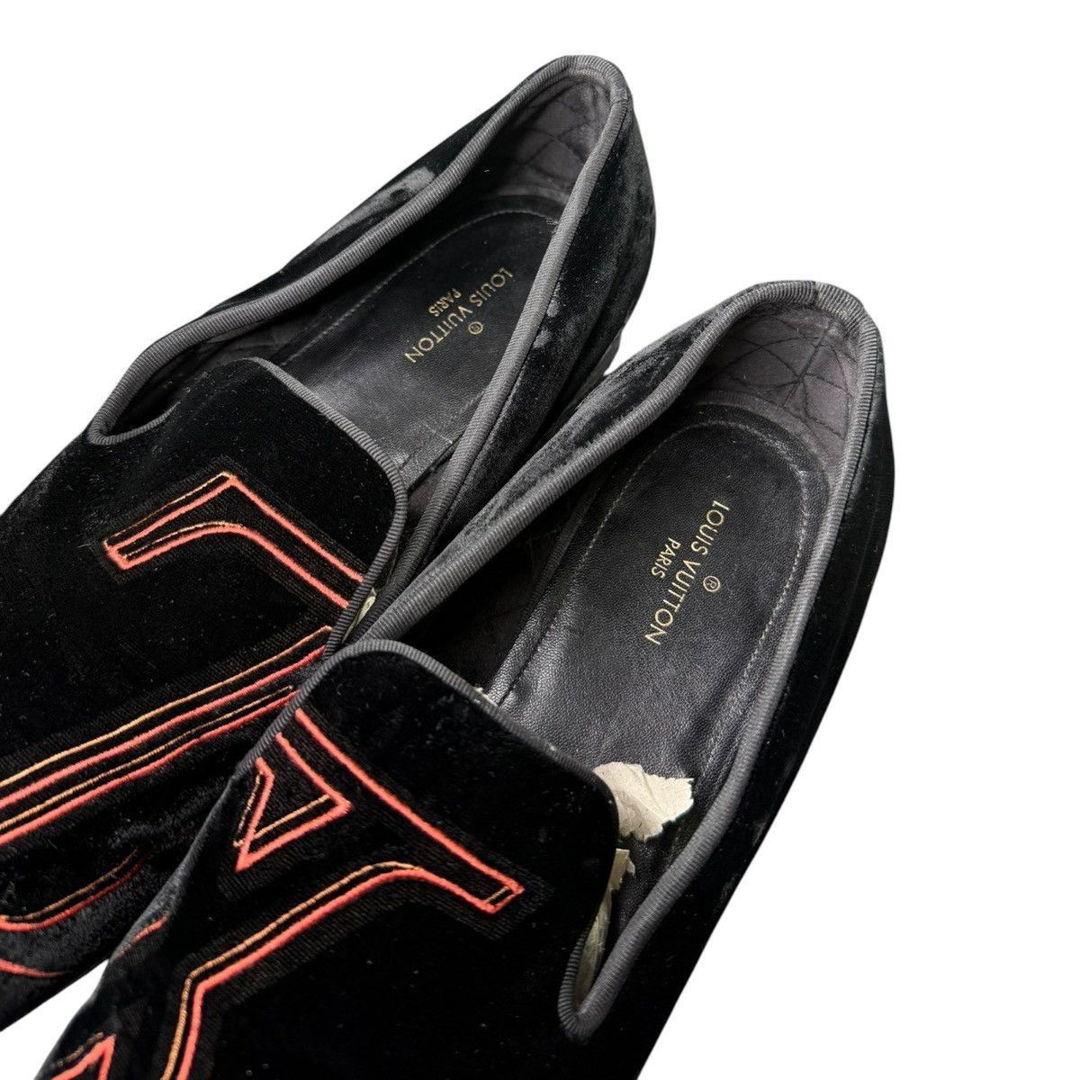 Louis Vuitton Louis Vuitton Velvet Monogram Loafers Black LV 7.5 US 8.5 Size US 8.5 / EU 41-42 - 5 Thumbnail