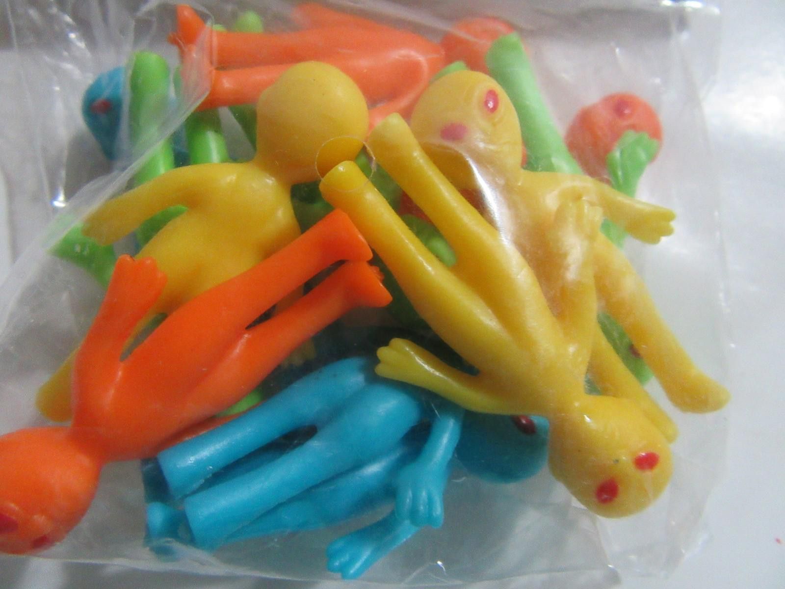 Other Meijer Pack of 12 Toy Alien UFO Action Figures Multicolor Size ONE SIZE - 2 Thumbnail