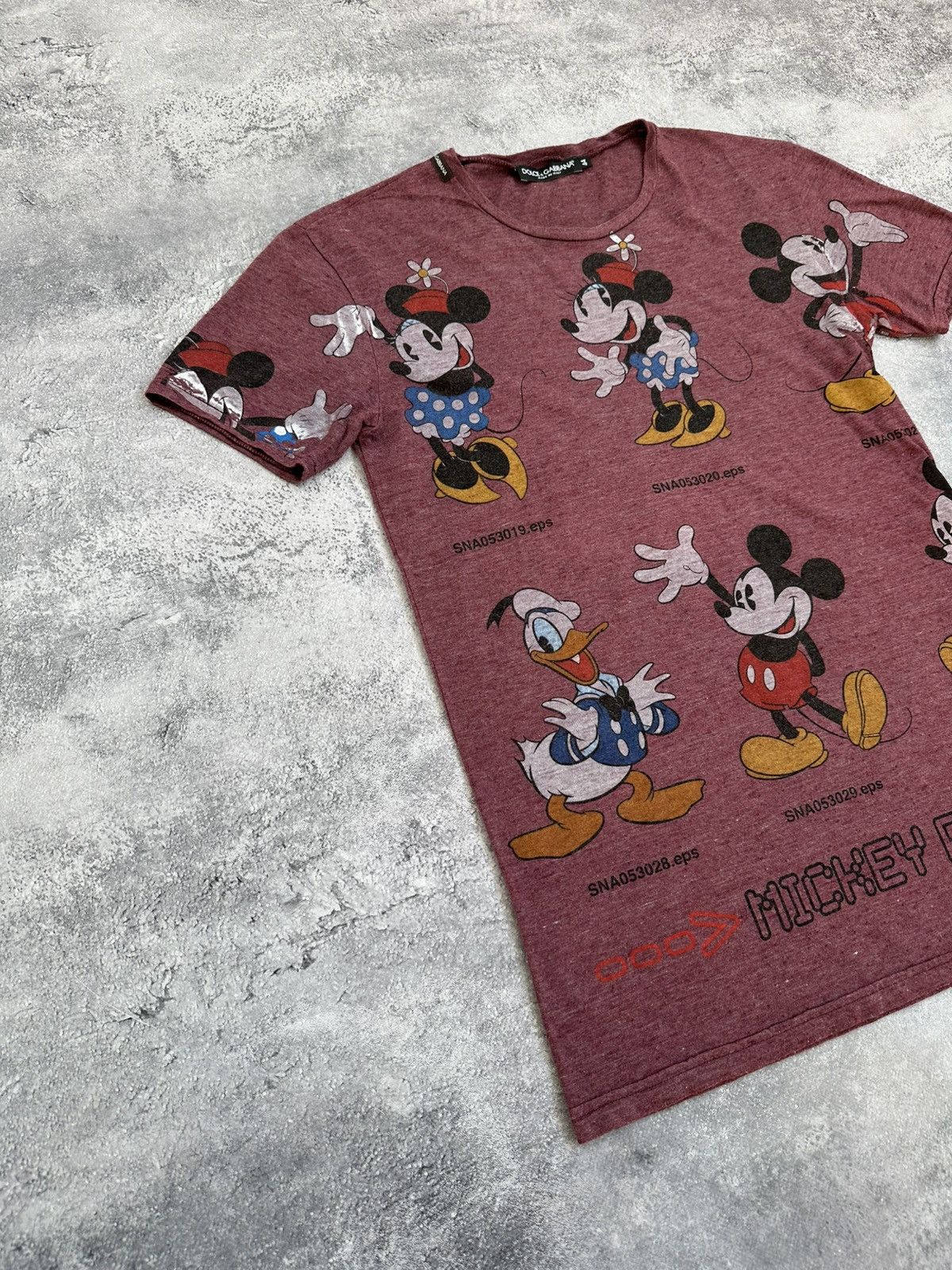 Dolce & Gabbana Dolce Gabbana Mickey Mouse T-Shirt Vintage Over Printed Logo Size US S / EU 44-46 / 1 - 2 Thumbnail