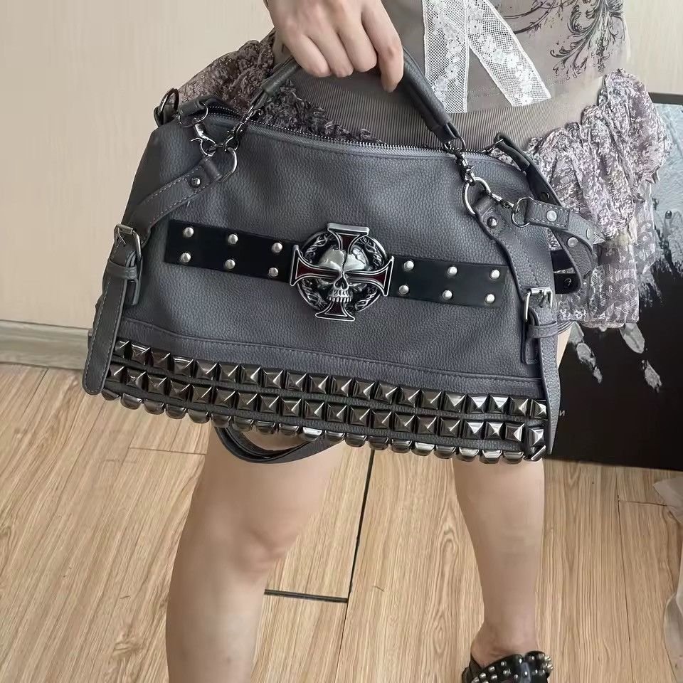 Other Handmade Y2K Punk Skull Rivet Shoulder Messenger Bag Size ONE SIZE - 6 Thumbnail