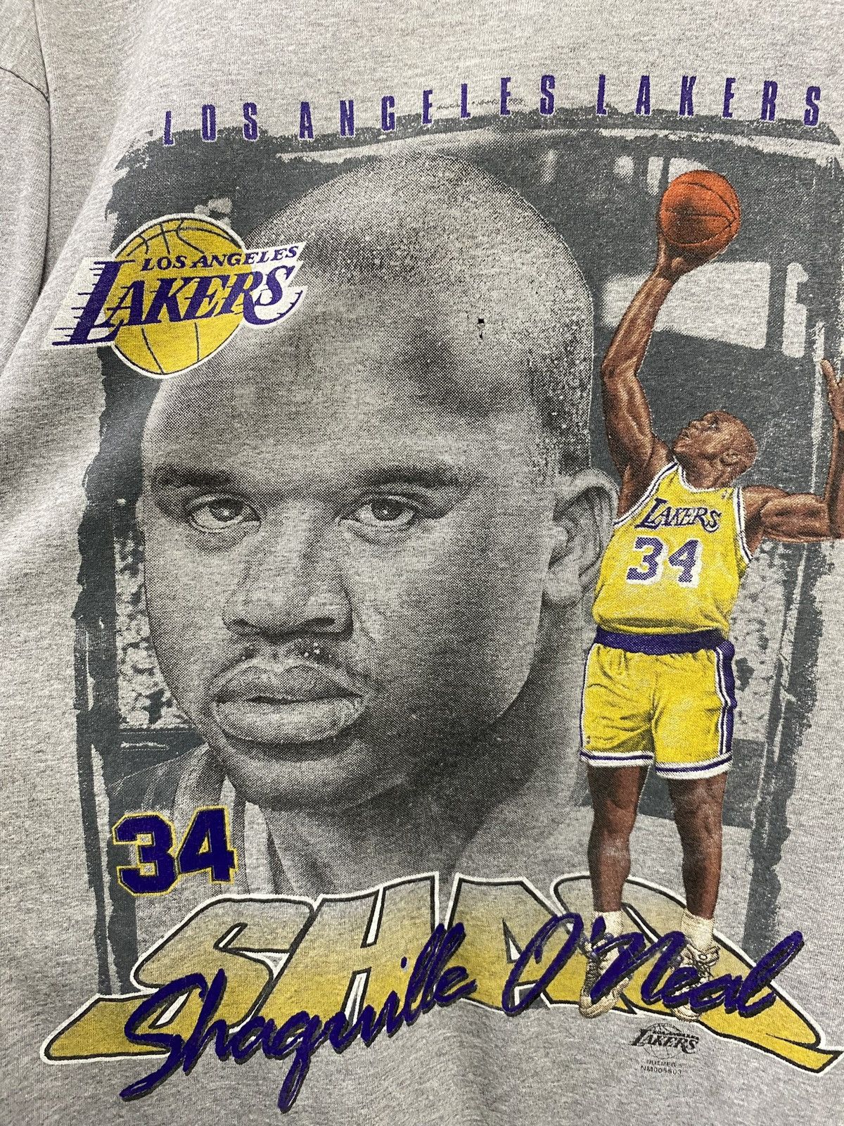 Vintage Vintage 90’s Lakers Shaq T-Shirt Vtg Adult Size 2XL Size US XXL / EU 58 / 5 - 2 Thumbnail