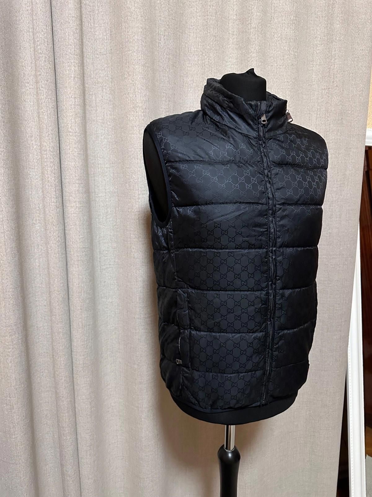 Gucci Gucci Monogram Logo Vest Sz 48 Size US M / EU 48-50 / 2 - 3 Thumbnail