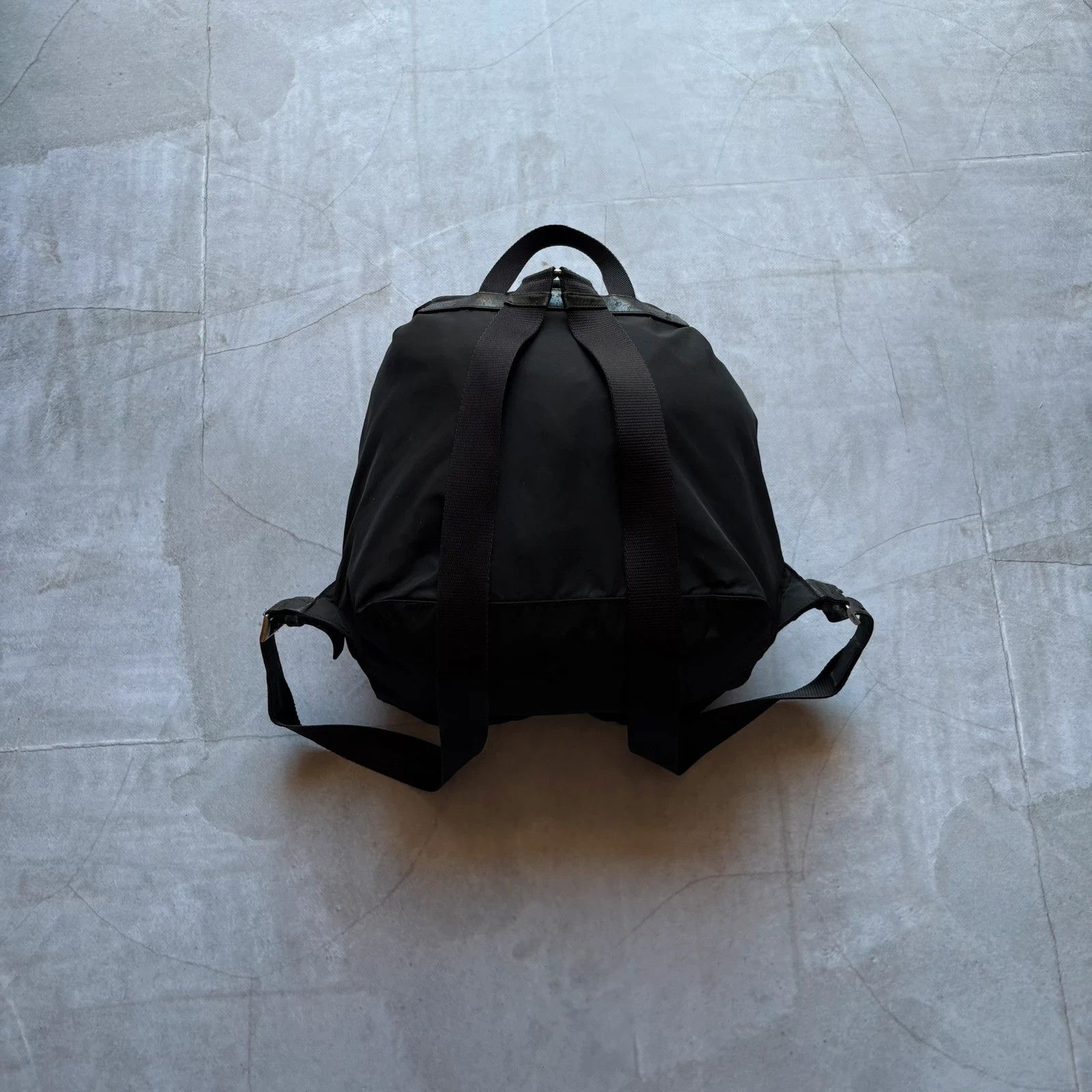 Prada vintage SS1999 Prada backpack bag Nylon Y2K era Tom Ford Size ONE SIZE - 3 Thumbnail