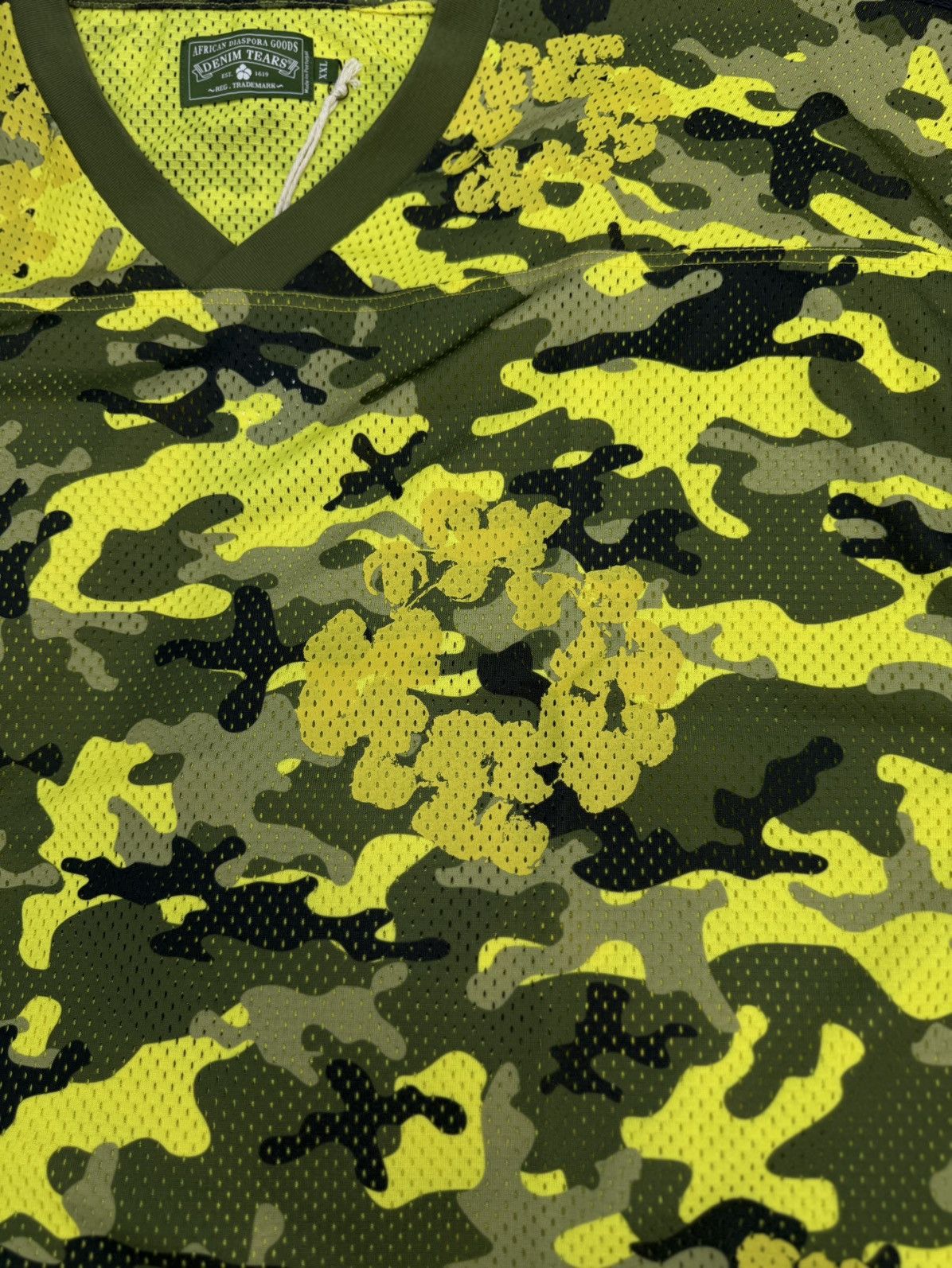 DENIM TEARS Denim Tears Yellow Camo Cotton Wreath Jersey Size XXL (NEW) Size US XXL / EU 58 / 5 - 4 Thumbnail