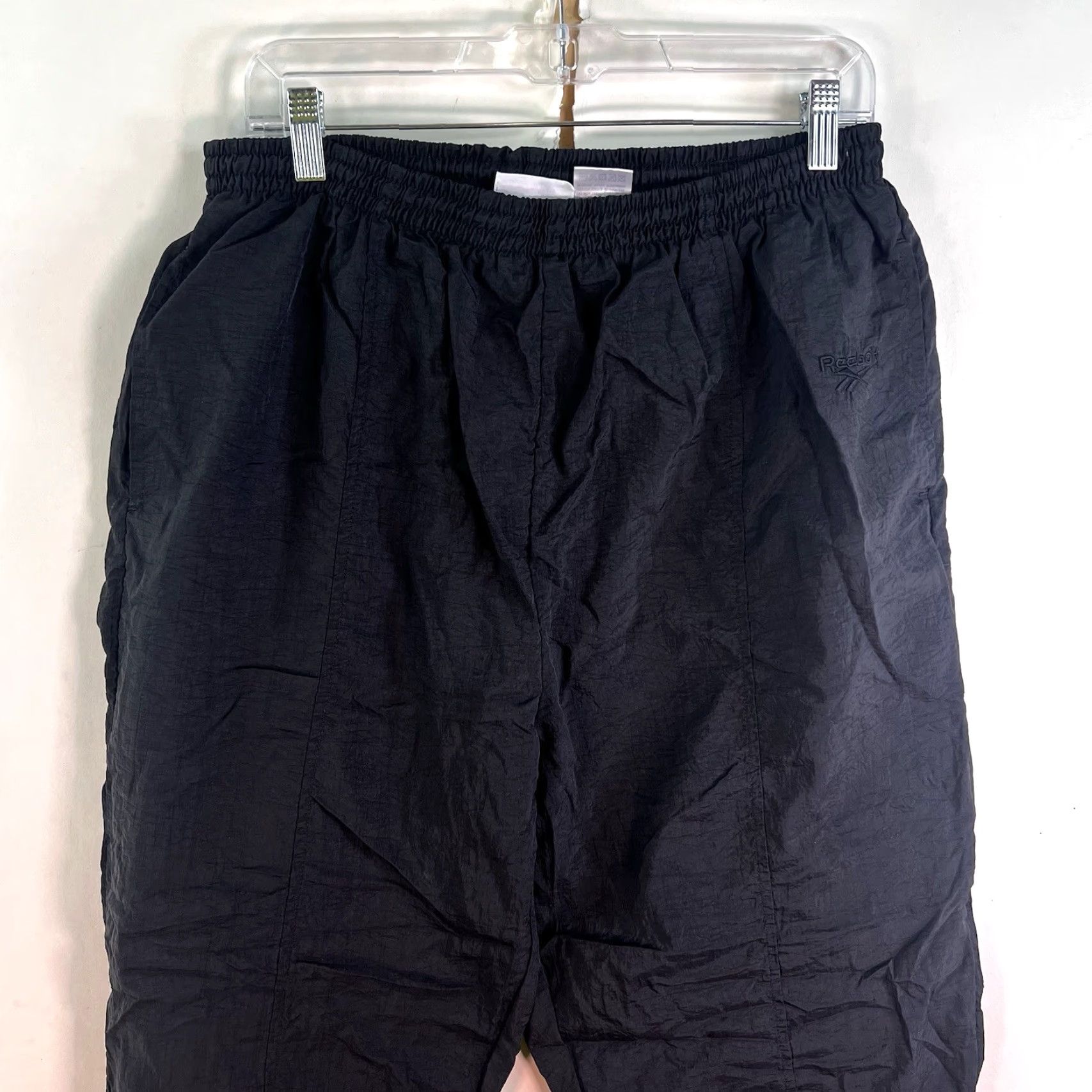 Reebok VINTAGE Reebok Track Pants Men XL Black Nylon Lined Tapered 90s Athleisure Size US 36 / EU 52 - 2 Thumbnail