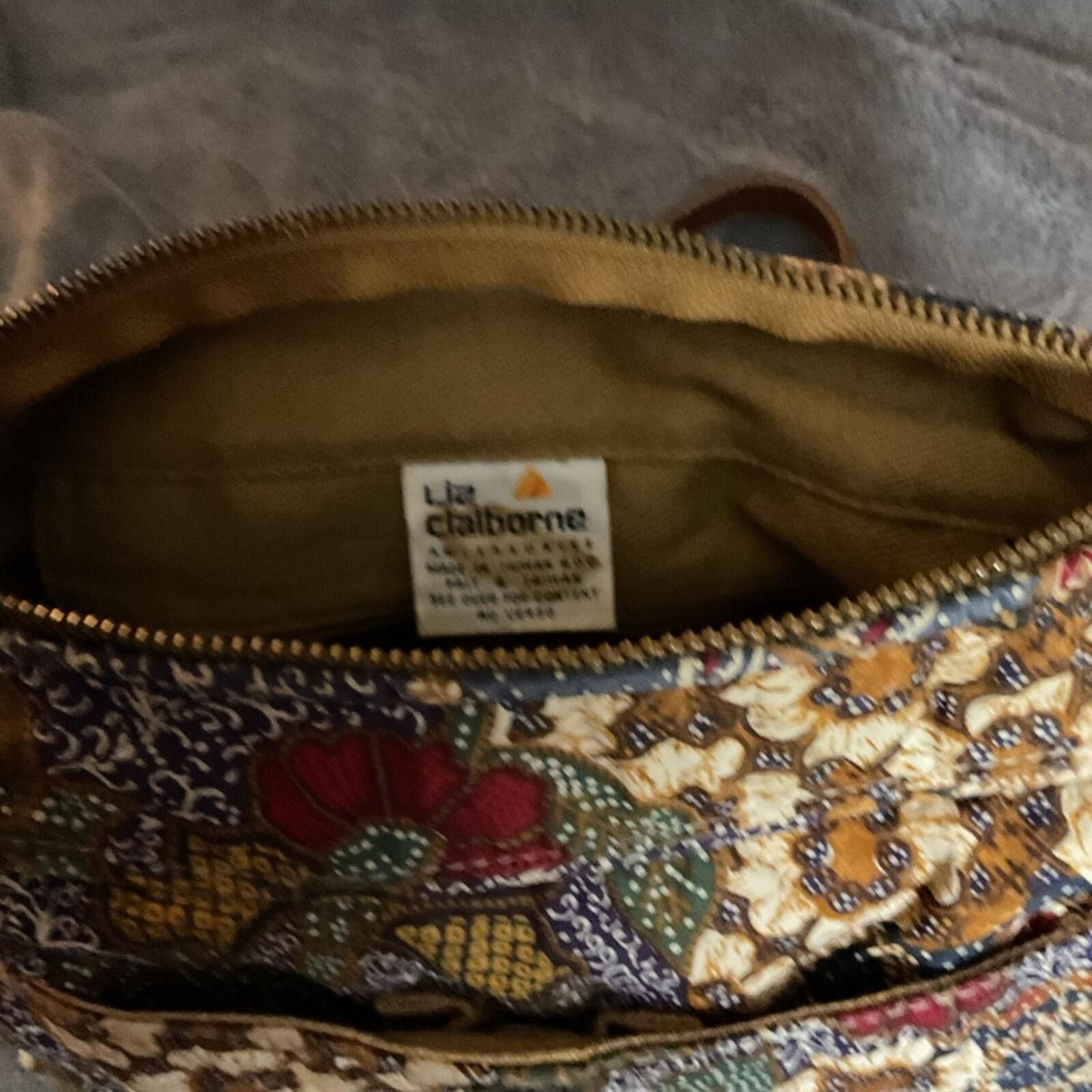 Other Liz Claiborne Floral Paisley Crossbody in Navy brown cream Size ONE SIZE - 3 Thumbnail