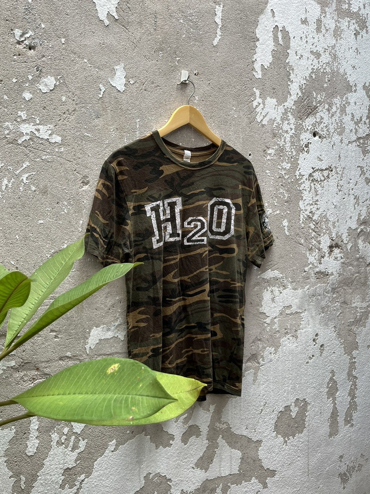 Band Tees H20 Size US M / EU 48-50 / 2 - 7 Thumbnail