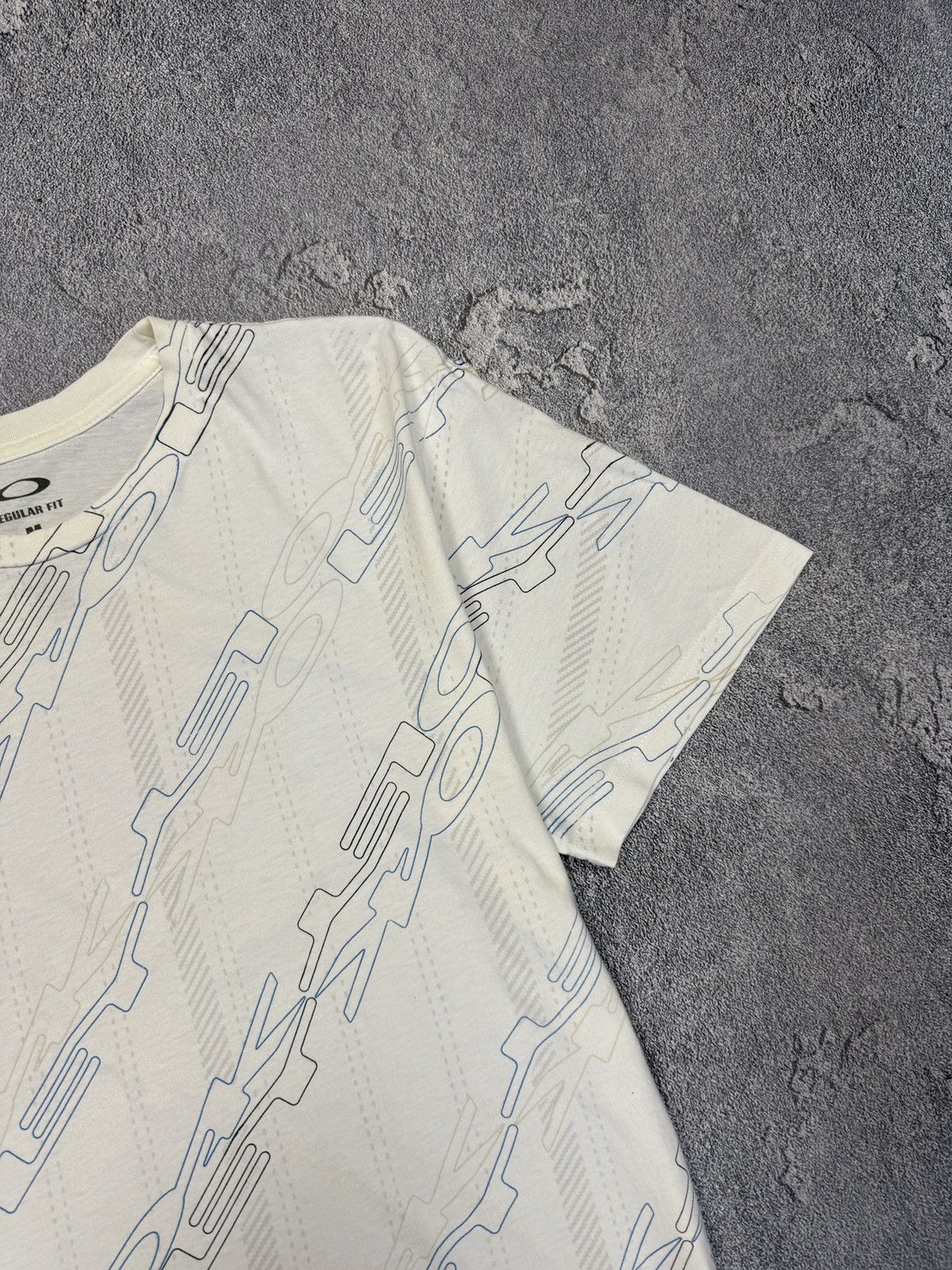 Oakley Oakley tee Size US M / EU 48-50 / 2 - 3 Thumbnail