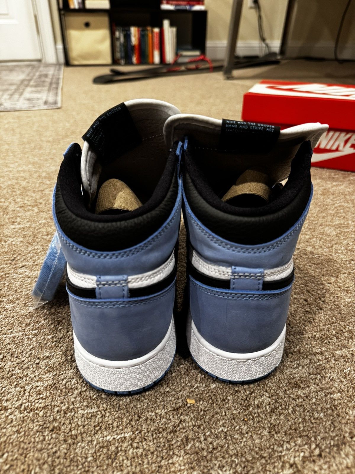 Jordan Brand × Nike Jordan 1 High GS Size 6Y Deadstock/never worn Size US 6 / EU 39 - 4 Thumbnail