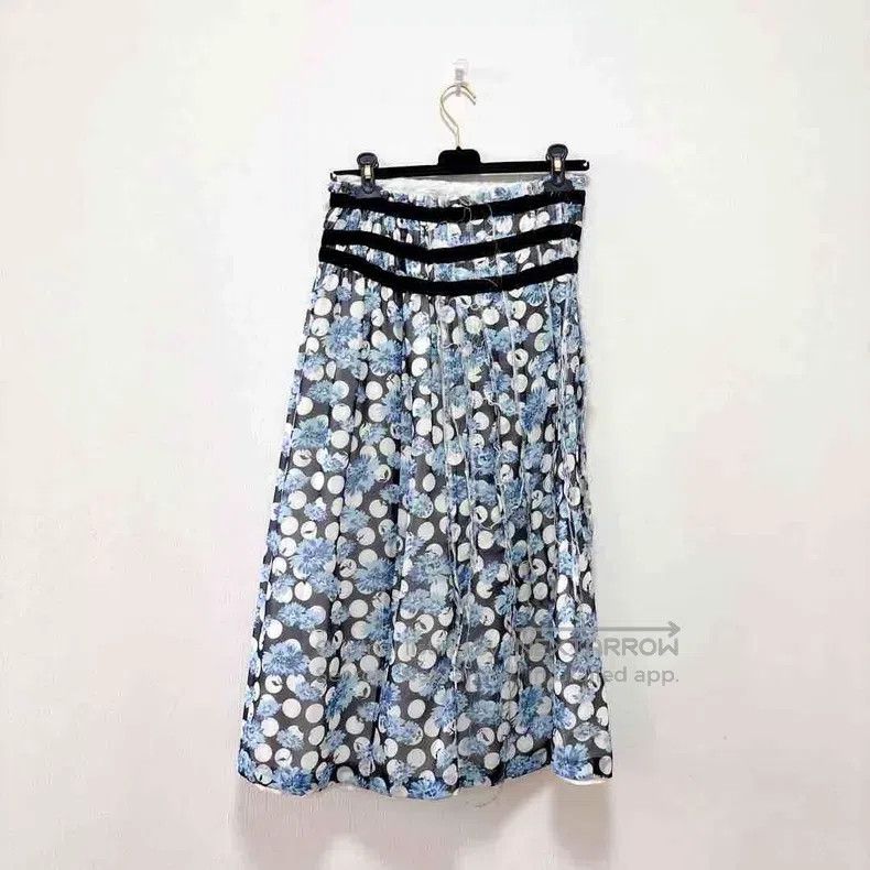 Comme des Garcons Comme Des Garcons size M Velvet ribbon floral wrap skirt Size 23" - 7 Thumbnail