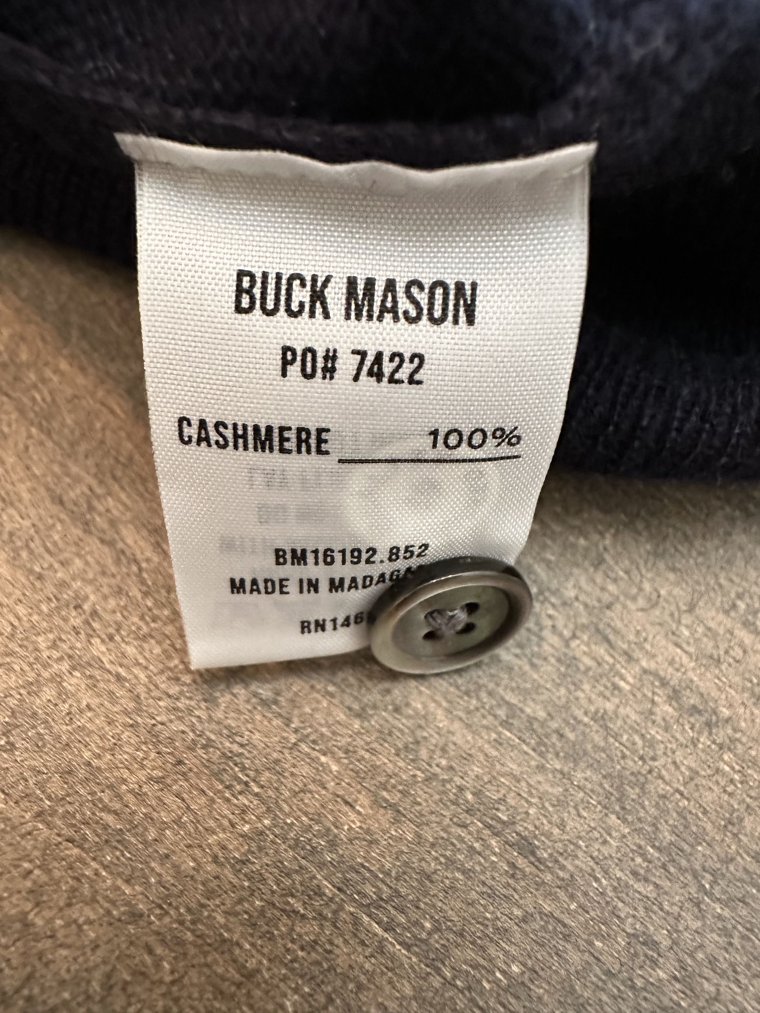 Buck Mason Buck Mason California Cashmere Navy Button Down Size US XS / EU 42 / 0 - 4 Thumbnail