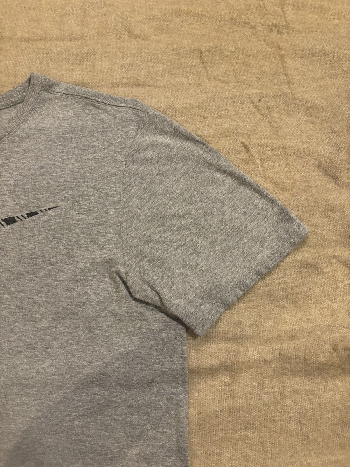 Nike Nike T.shirt.mt-120 Size US L / EU 52-54 / 3 - 6 Thumbnail