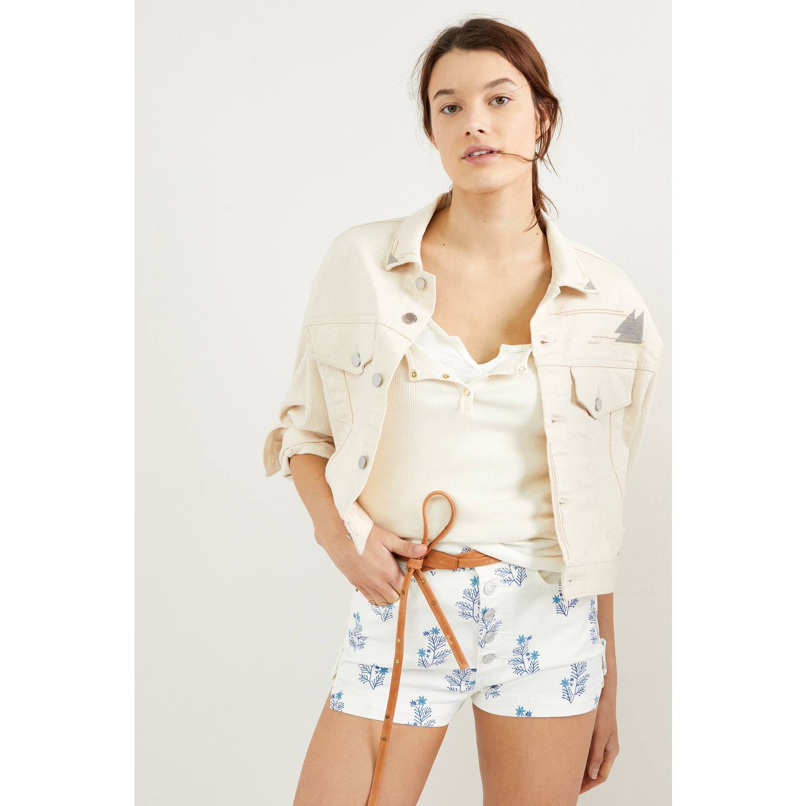 Anthropologie New Anthropologie AG Embroidered Denim Jacket $288 MEDIUM Size M / US 6-8 / IT 42-44 - 2 Thumbnail