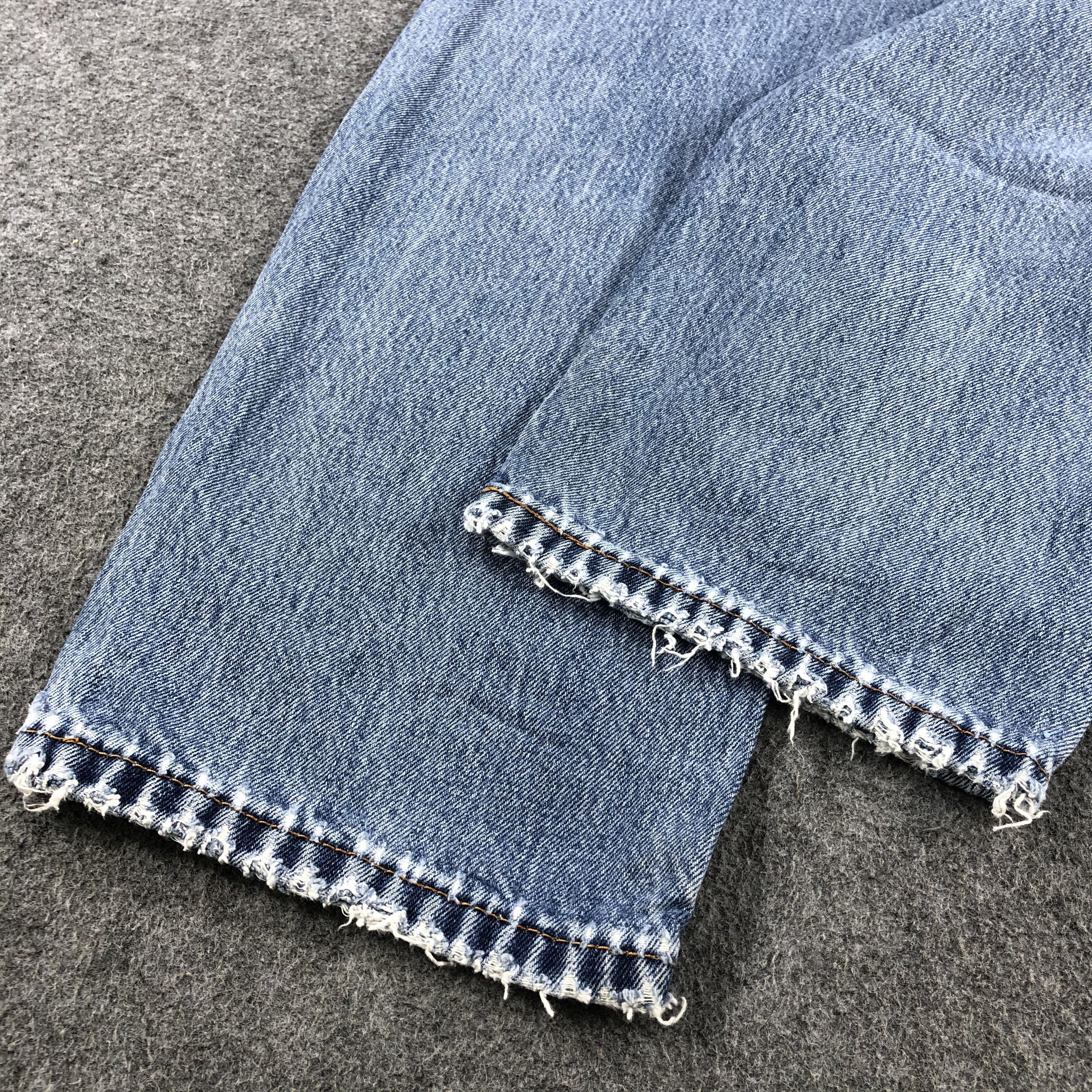 Levi's Vintage Blue Wash Levis 560 Jeans-J2109 Size US 33 - 6 Thumbnail