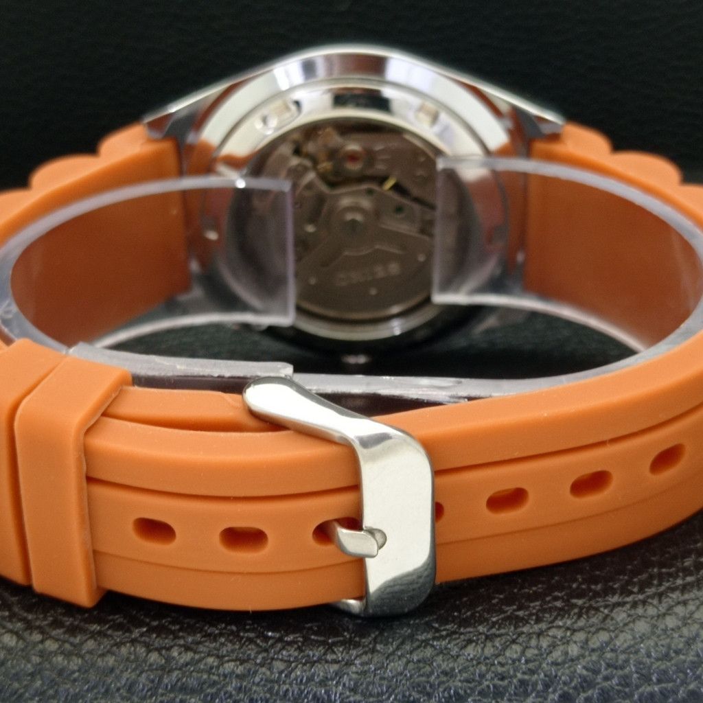 Seiko REFURBISHED VINTAGE SEIKO 5 AUTO JAPAN MENS WATCH a440217 Size 38 - 2 Thumbnail