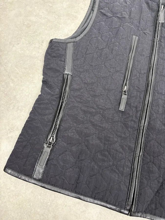 Issey Miyake 2000s Issey Miyake Black Quilted Nylon Vest Size US S / EU 44-46 / 1 - 7 Thumbnail