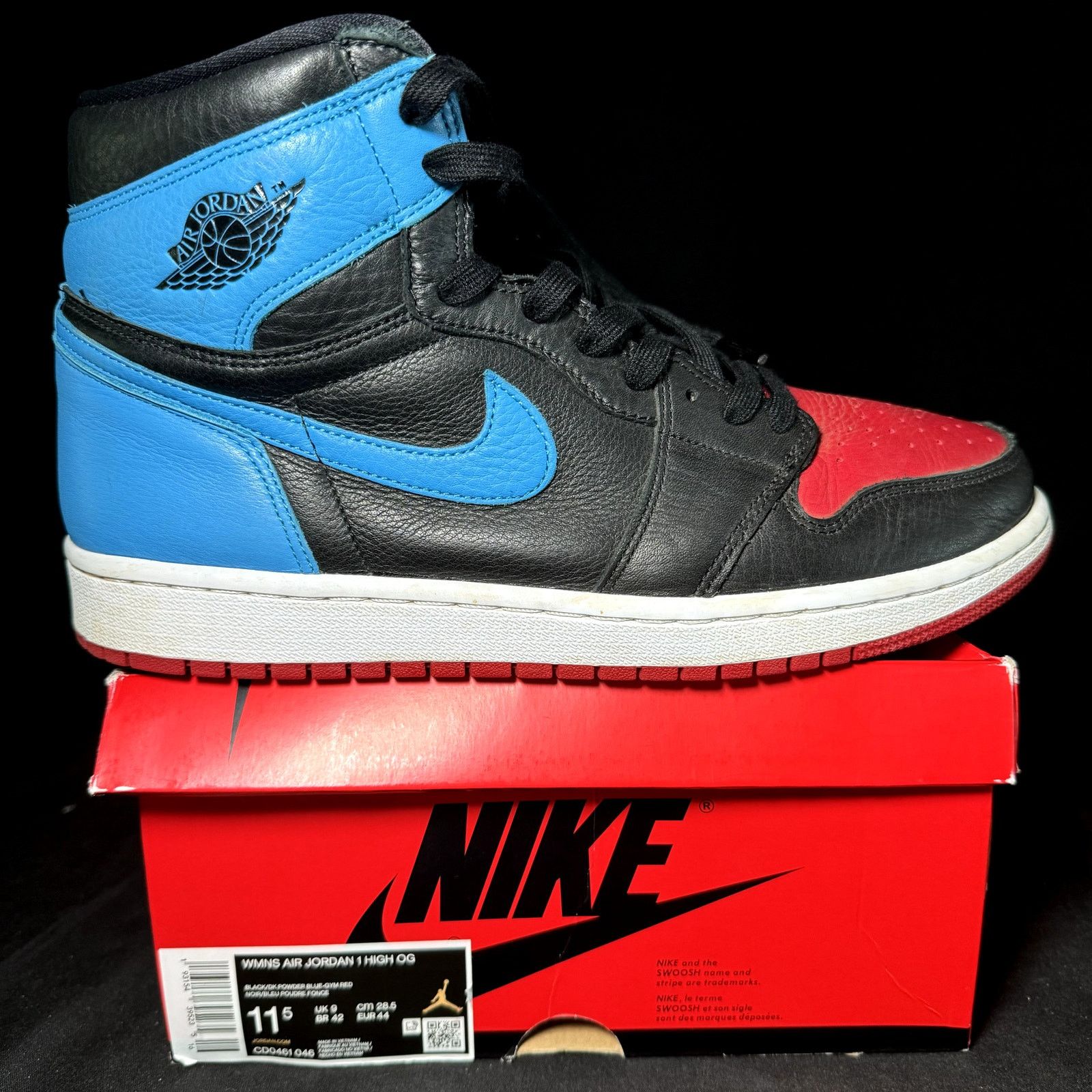 Jordan Brand × Nike Size 11.5 - Nike Air Jordan 1 High OG NC to Chi 2020 Shoes Size US 11.5 / IT 41.5 - 1 Thumbnail
