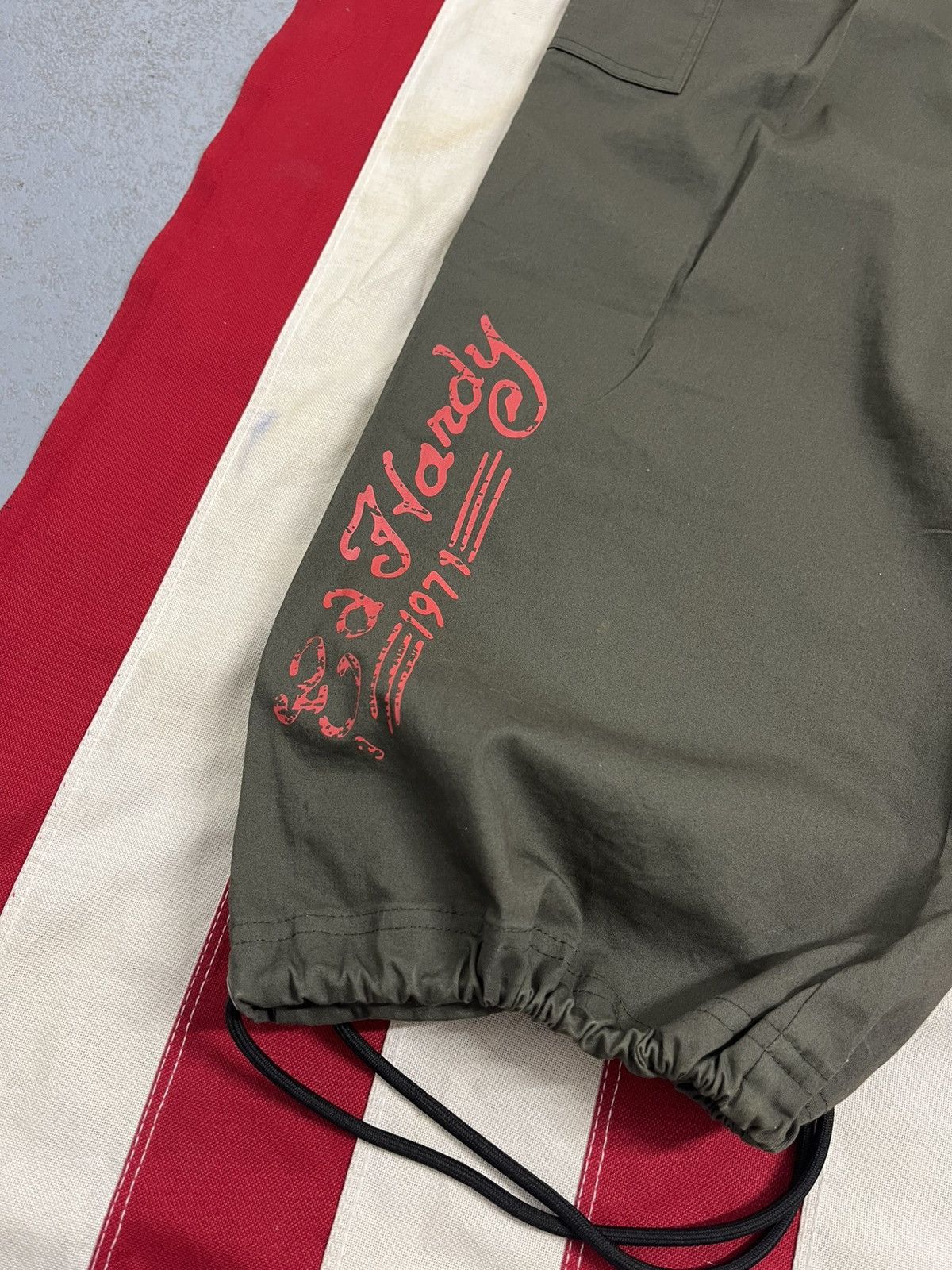 Ed Hardy Ed Hardy khaki cargo pants "Koi Leaper" Size US 38 / EU 54 - 5 Thumbnail